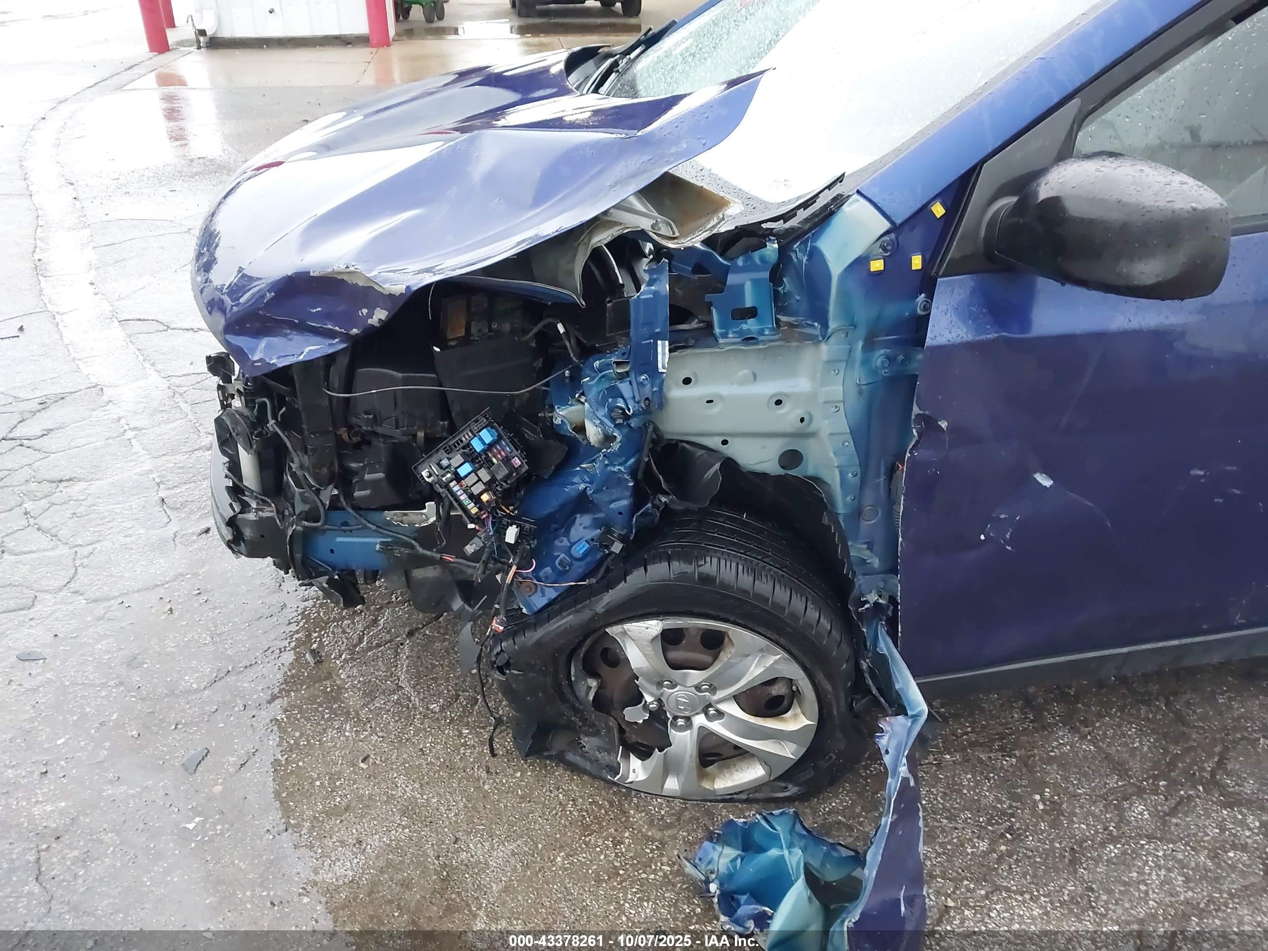 HYUNDAI TUCSON image 6