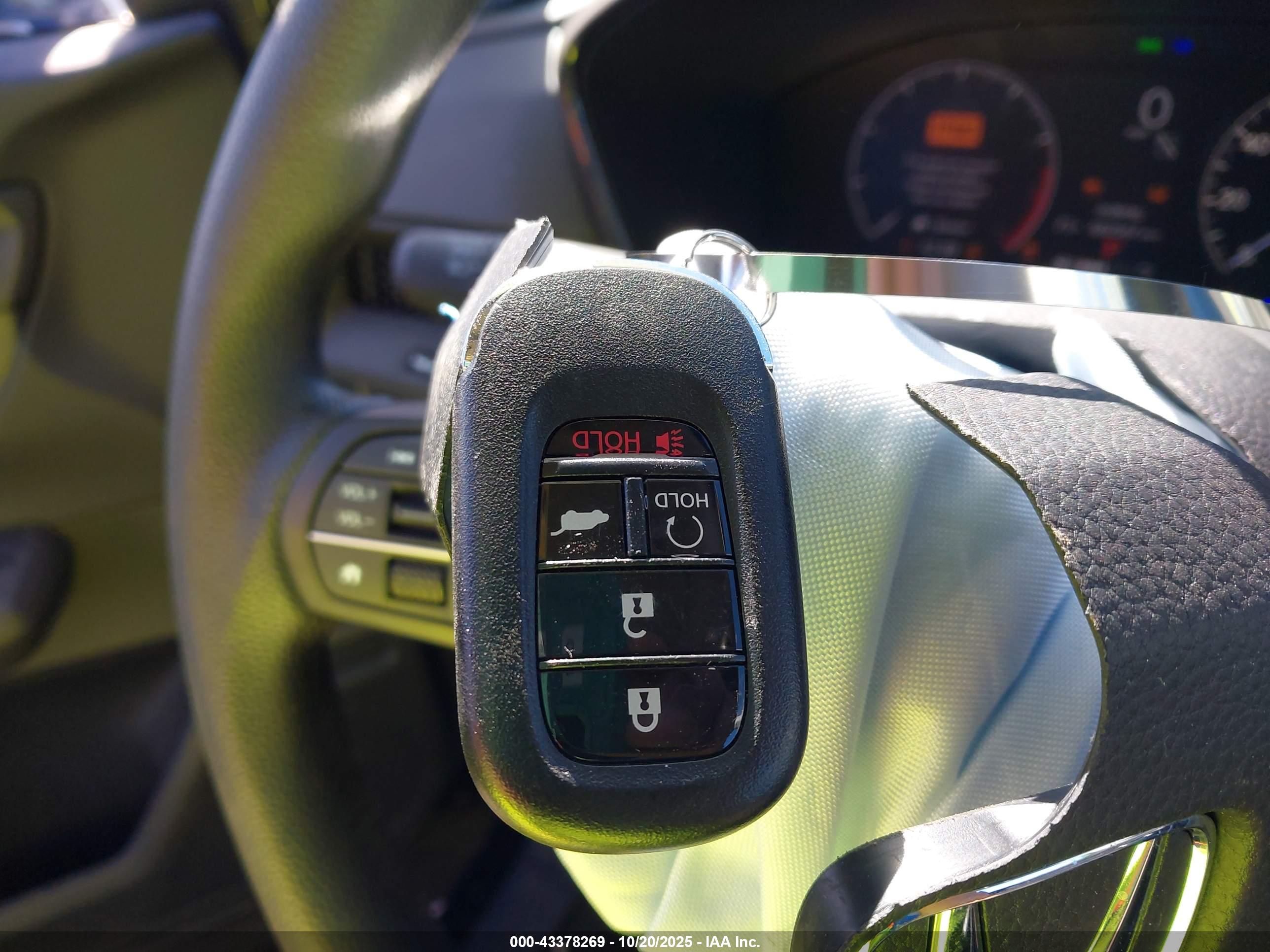 HONDA CR-V image 11