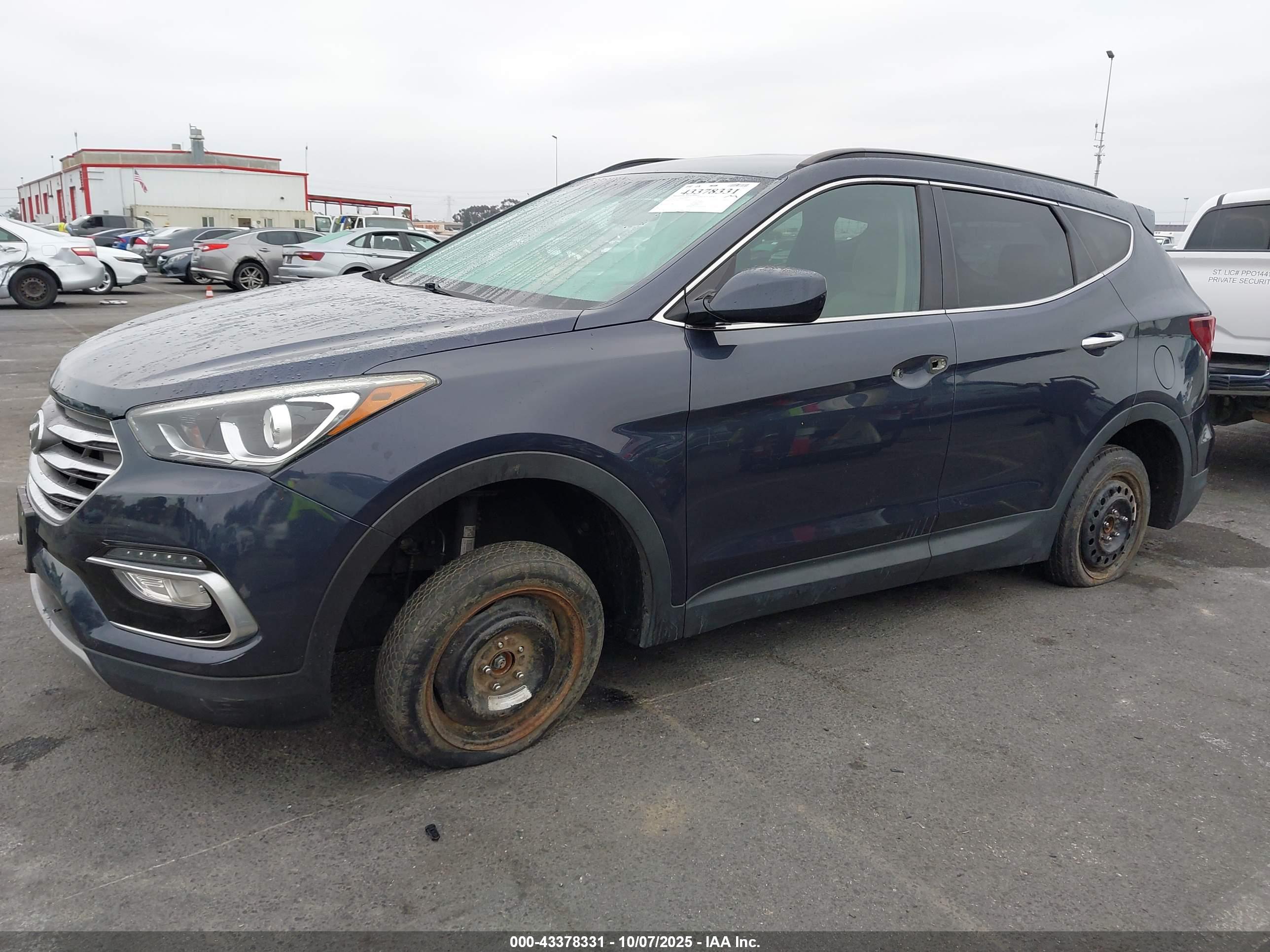 HYUNDAI SANTA image 2