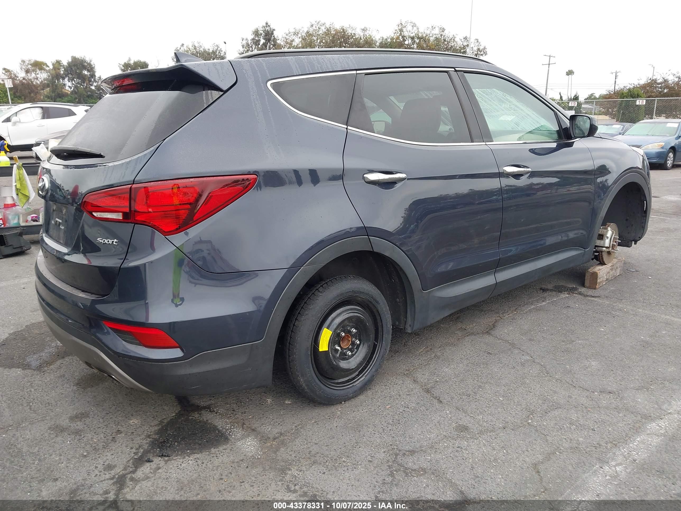 HYUNDAI SANTA image 4