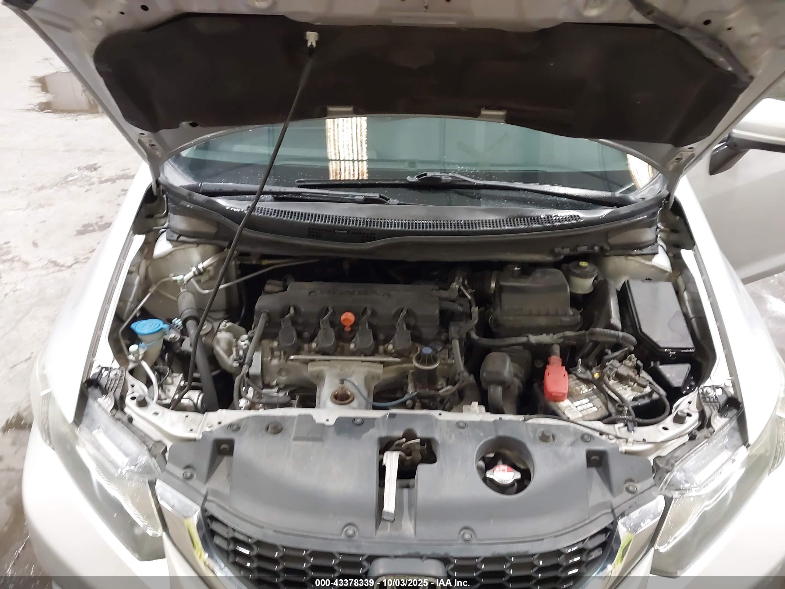 HONDA CIVIC image 10