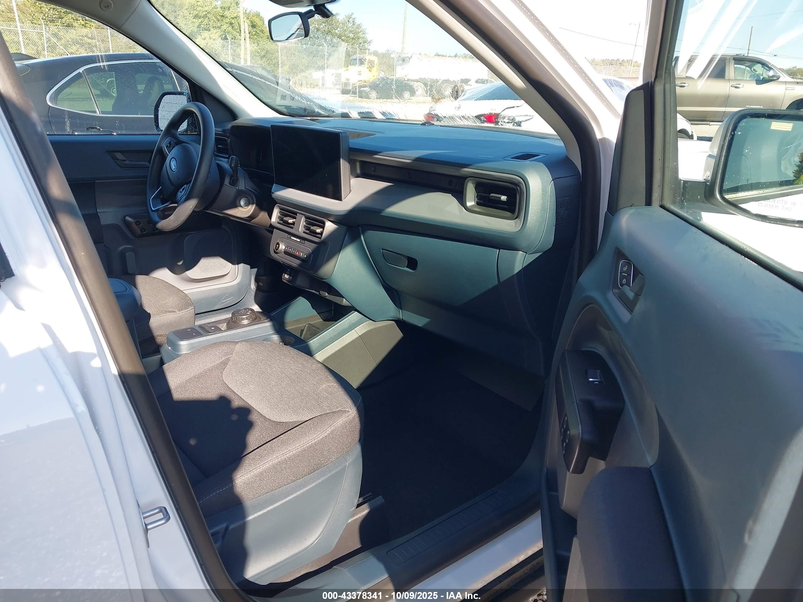 FORD MAVERICK image 5