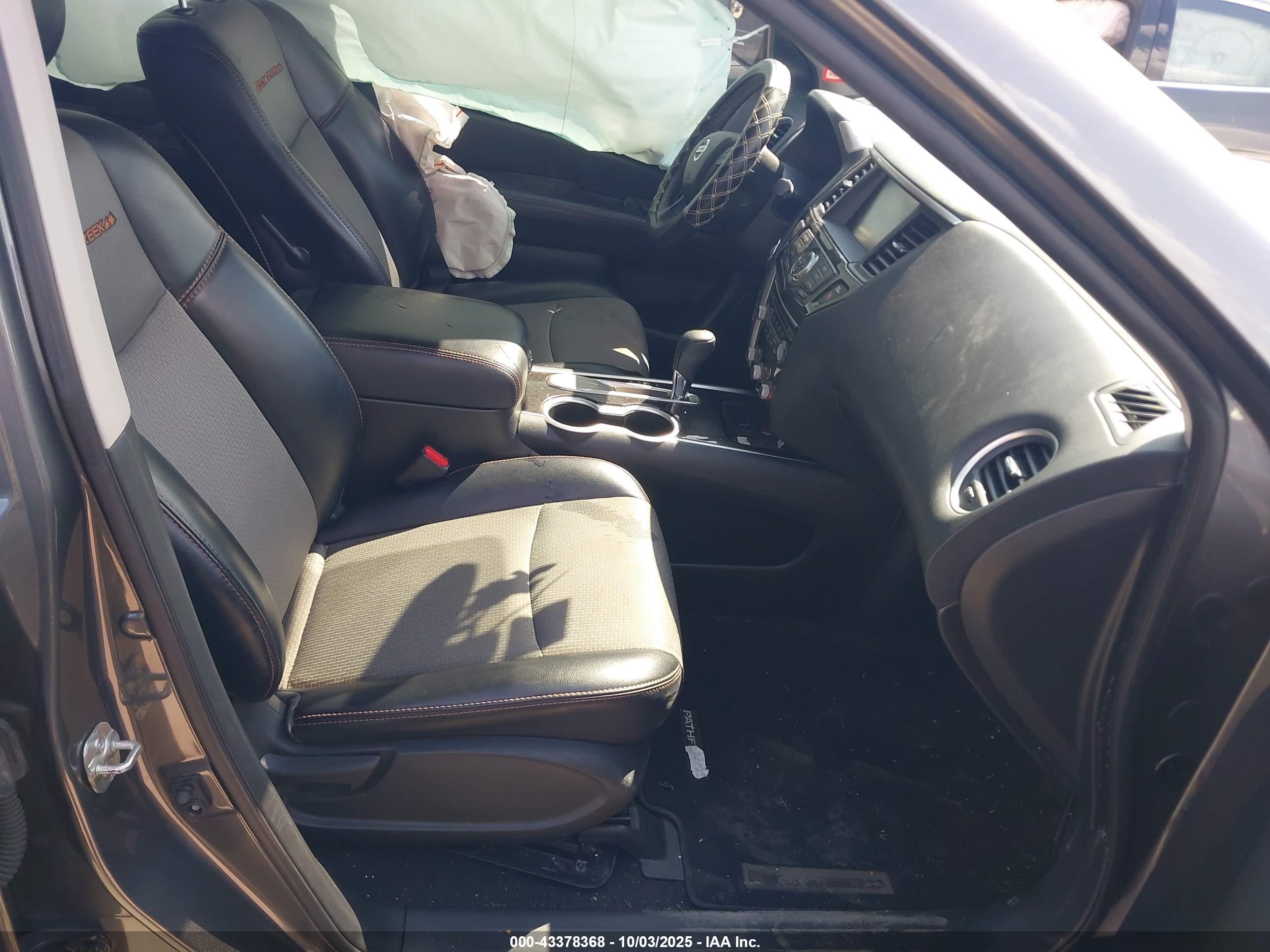 NISSAN PATHFINDER image 5