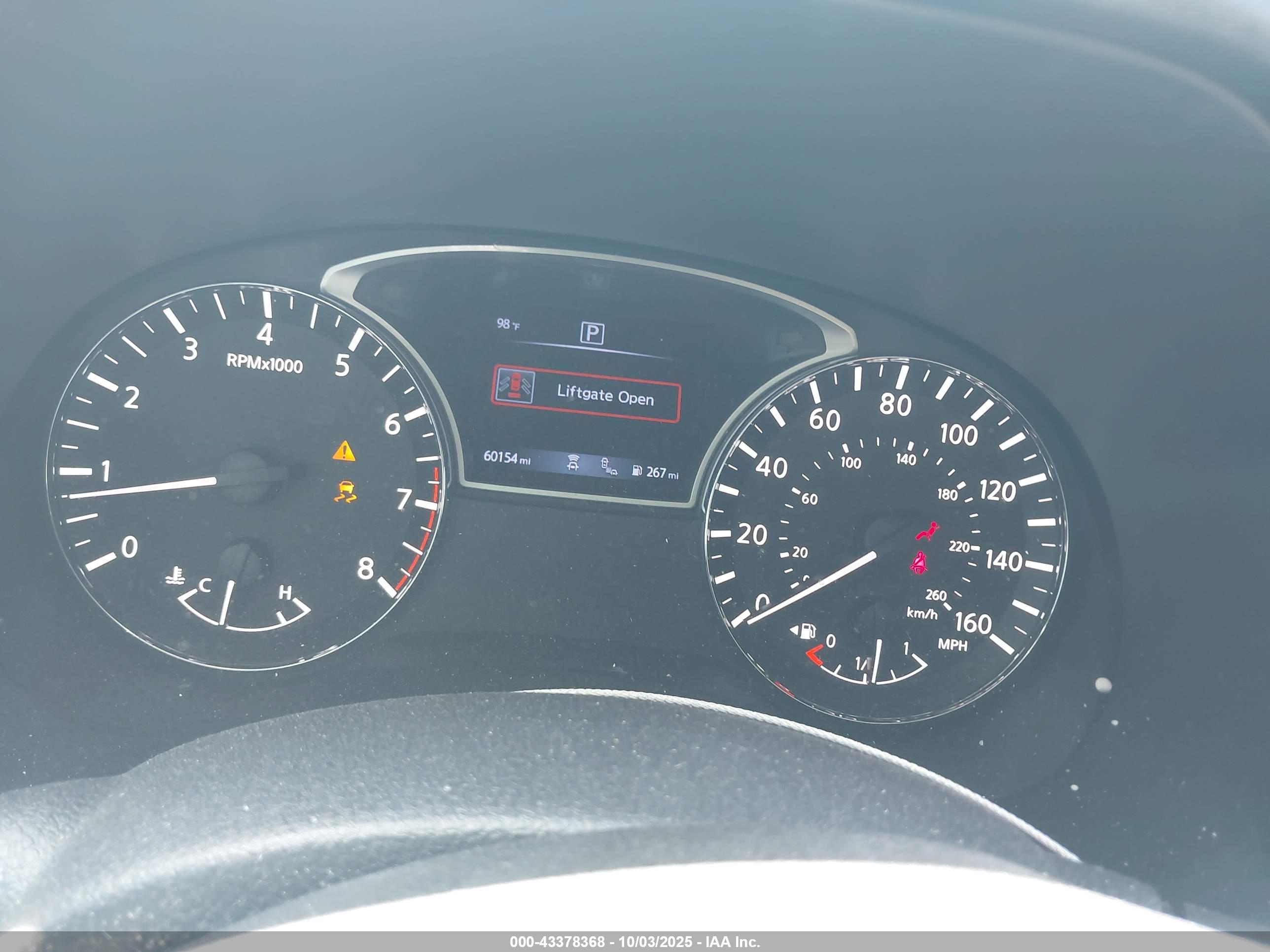 NISSAN PATHFINDER image 7