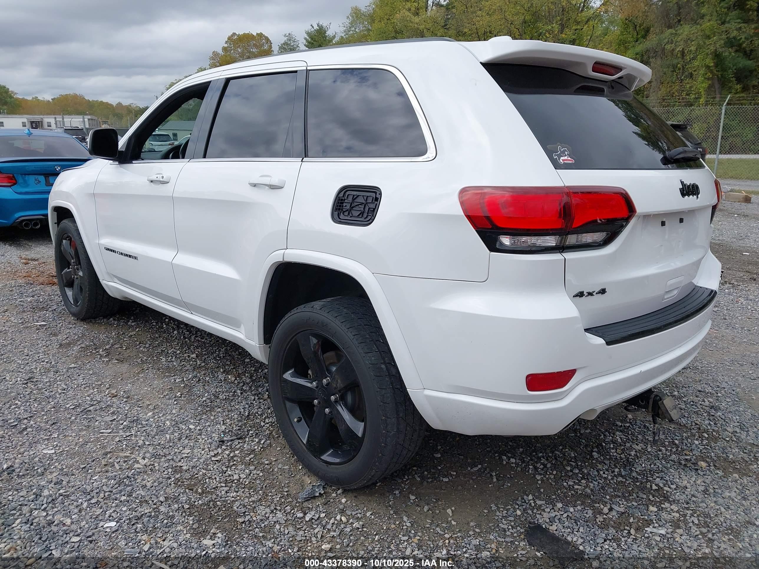 JEEP GRAND image 3