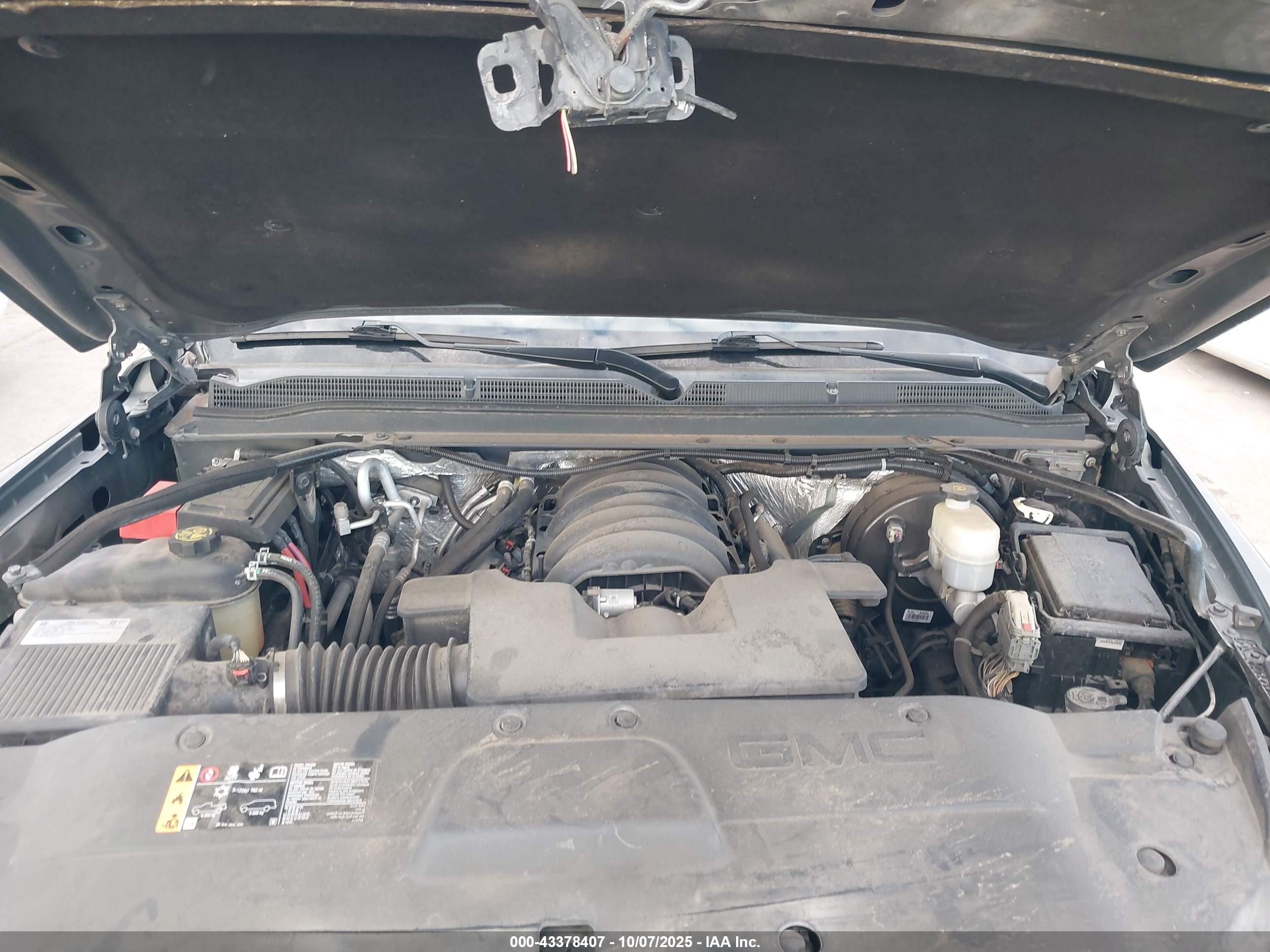 GMC YUKON image 10