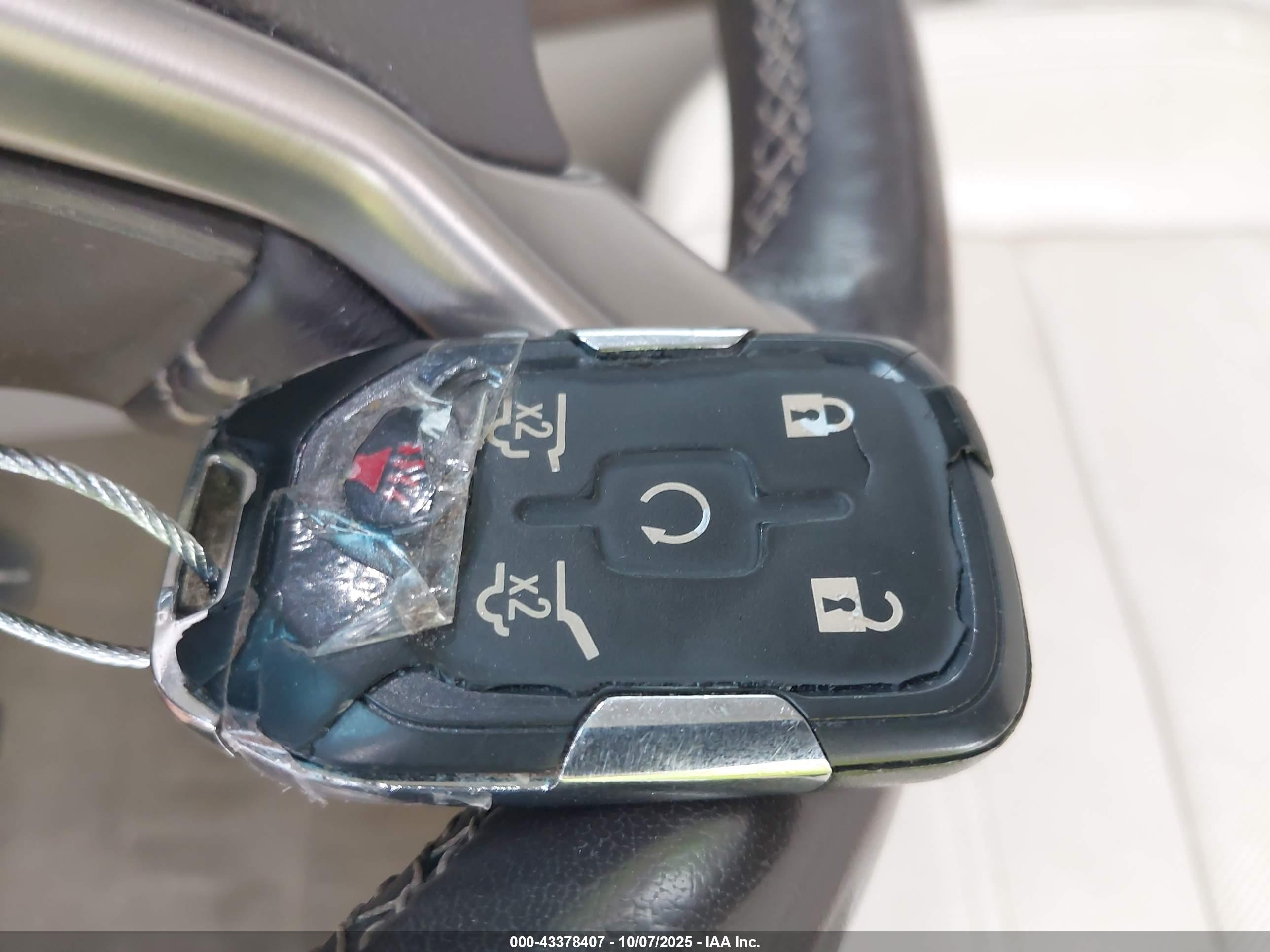 GMC YUKON image 11
