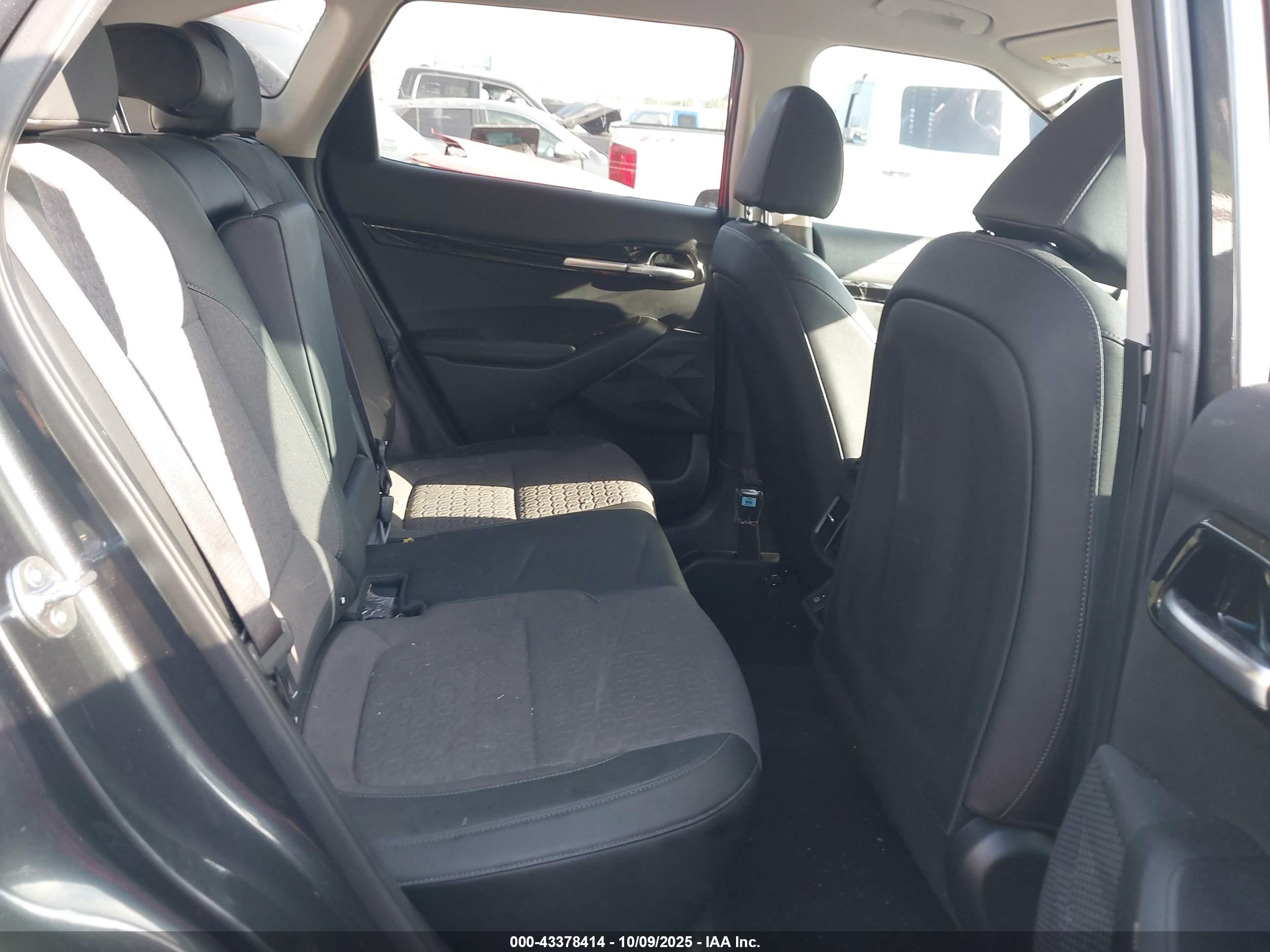 KIA SELTOS image 8