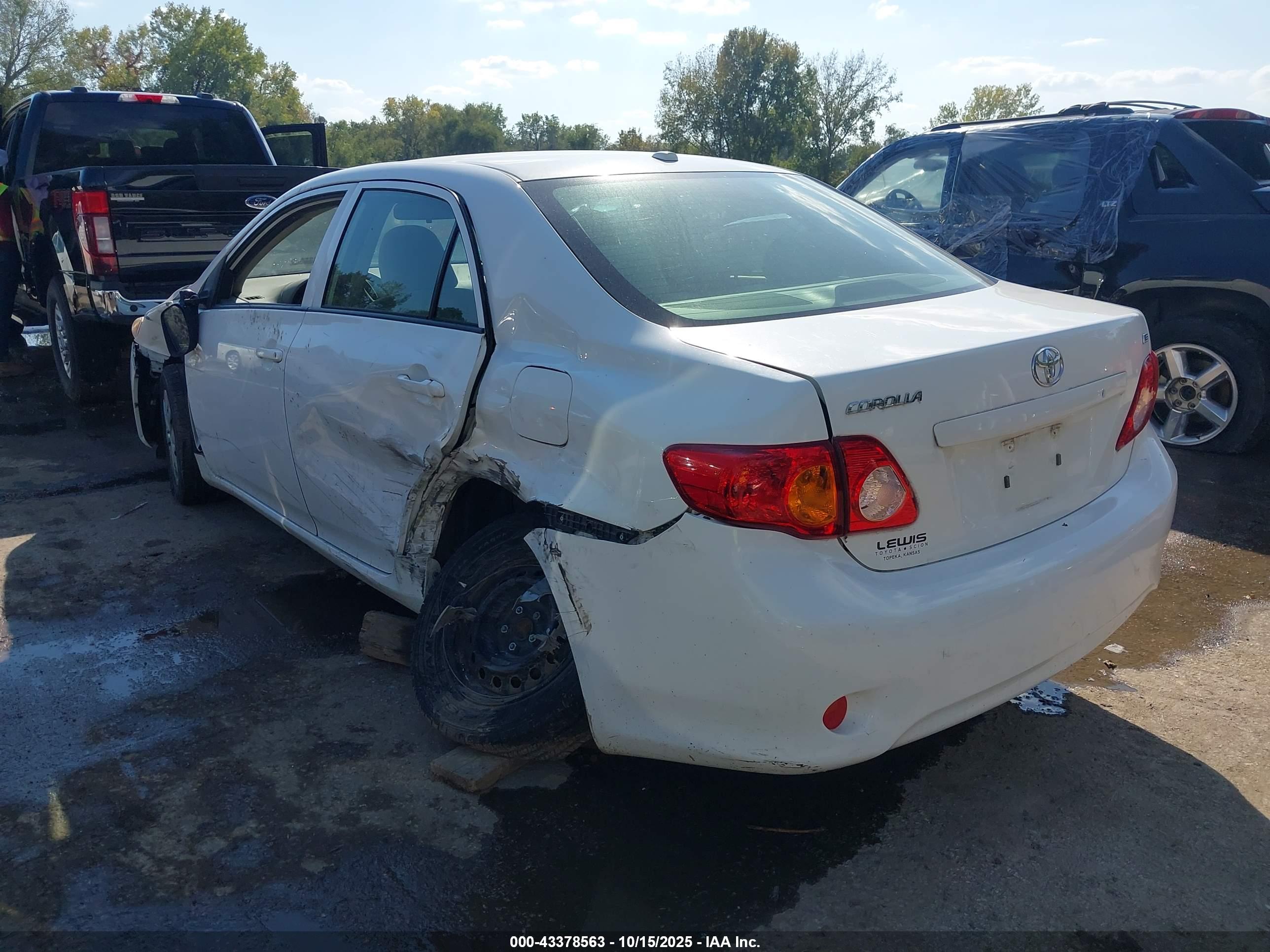 TOYOTA COROLLA image 3