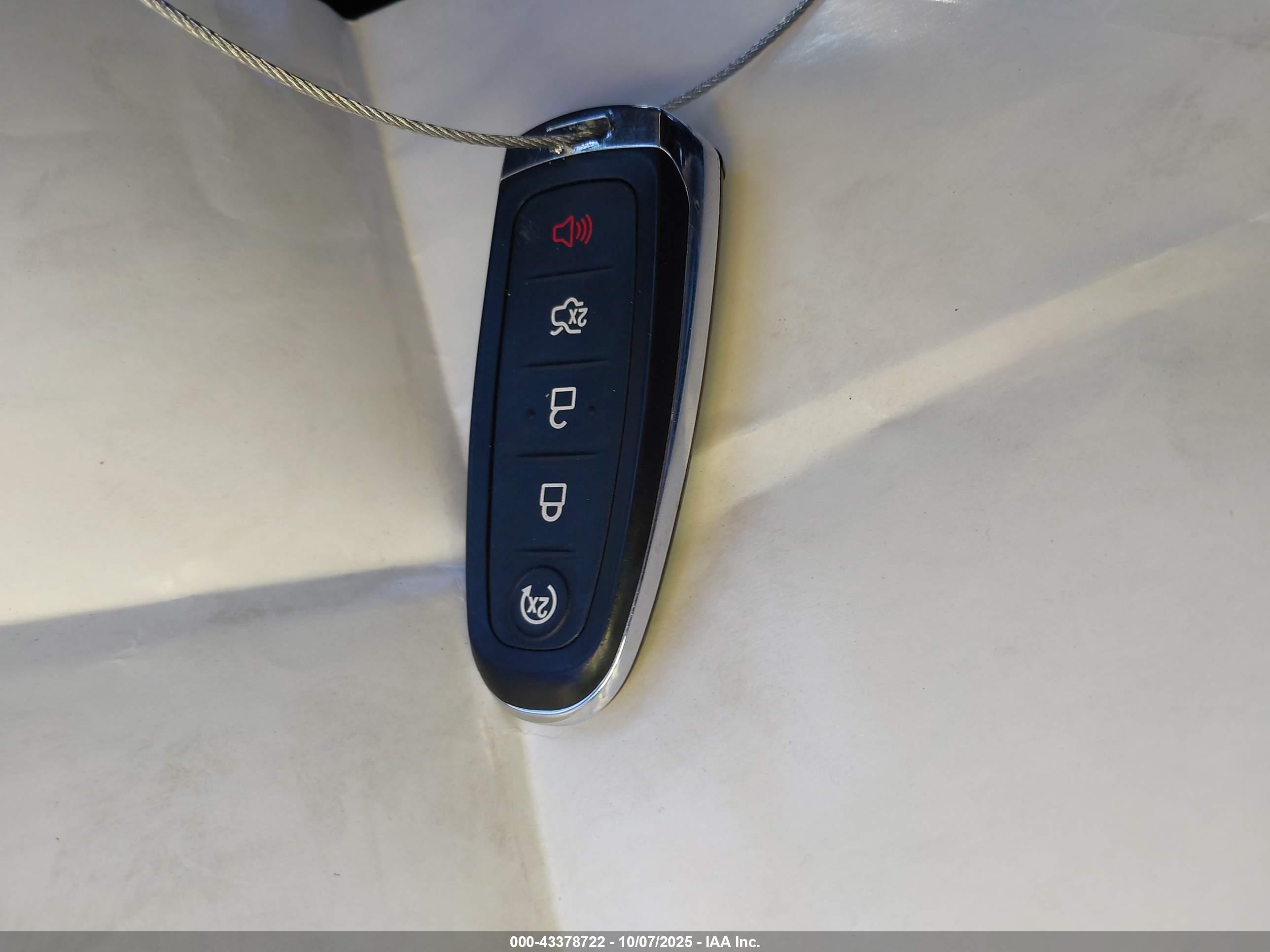 FORD EXPLORER image 11