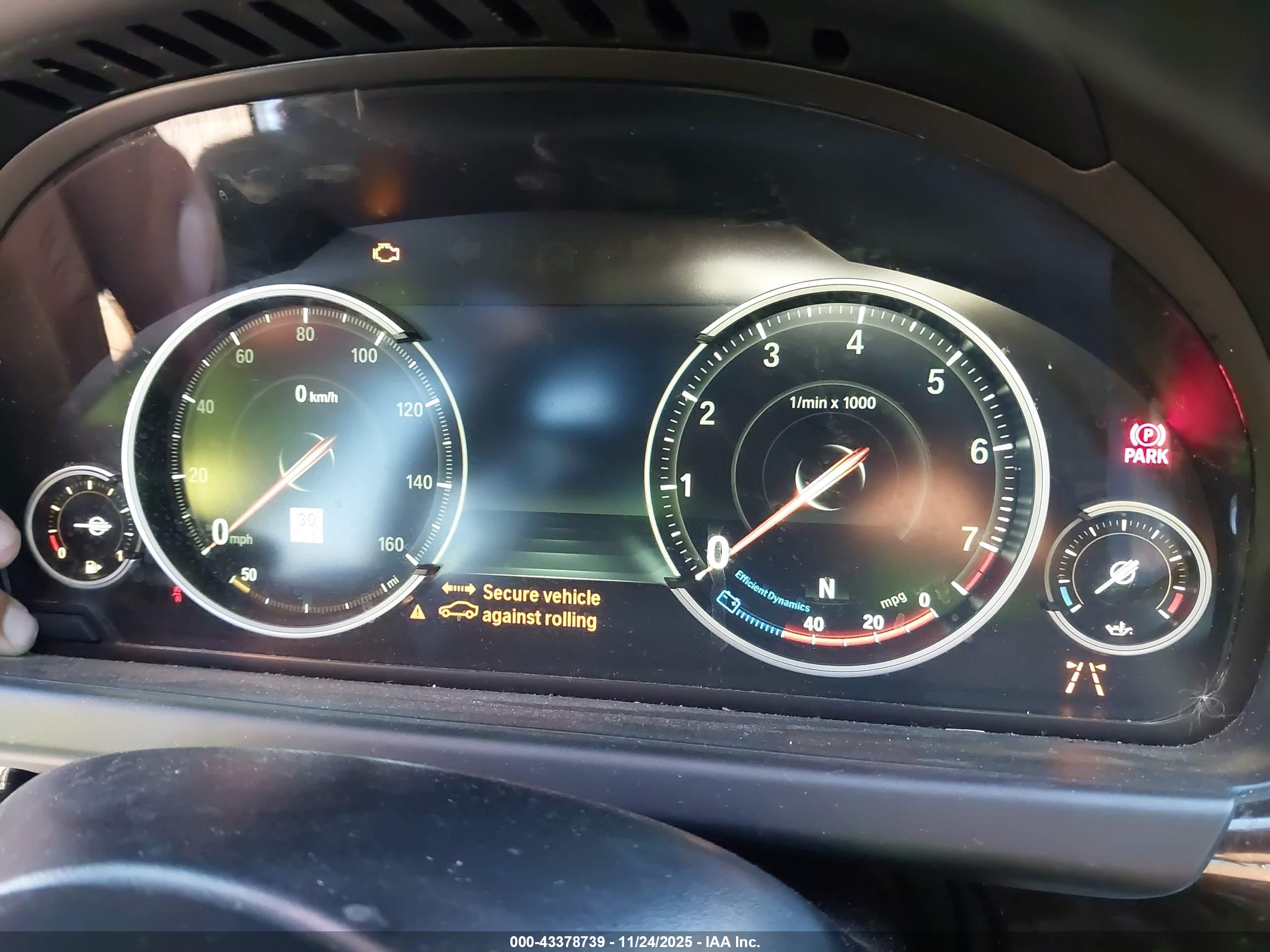 BMW 650I image 7
