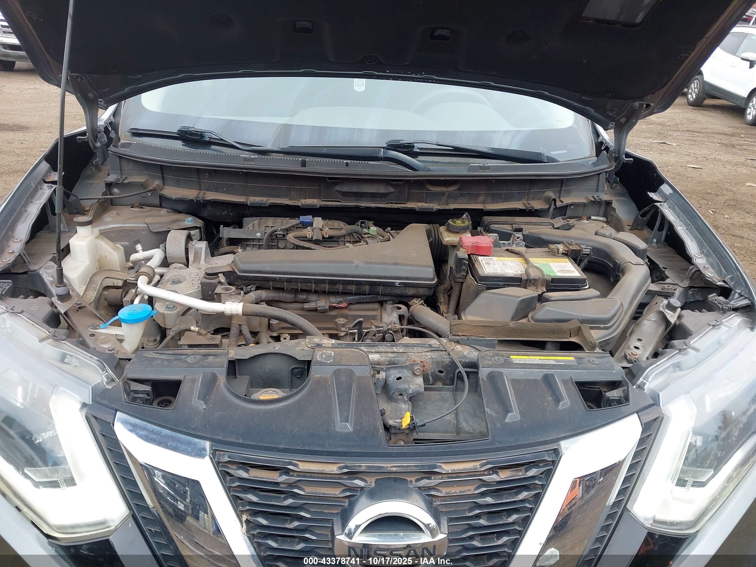 NISSAN ROGUE image 10