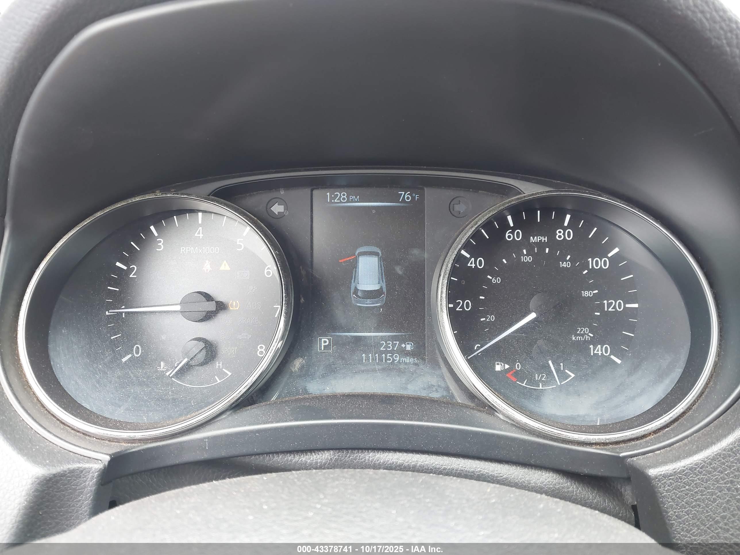 NISSAN ROGUE image 7