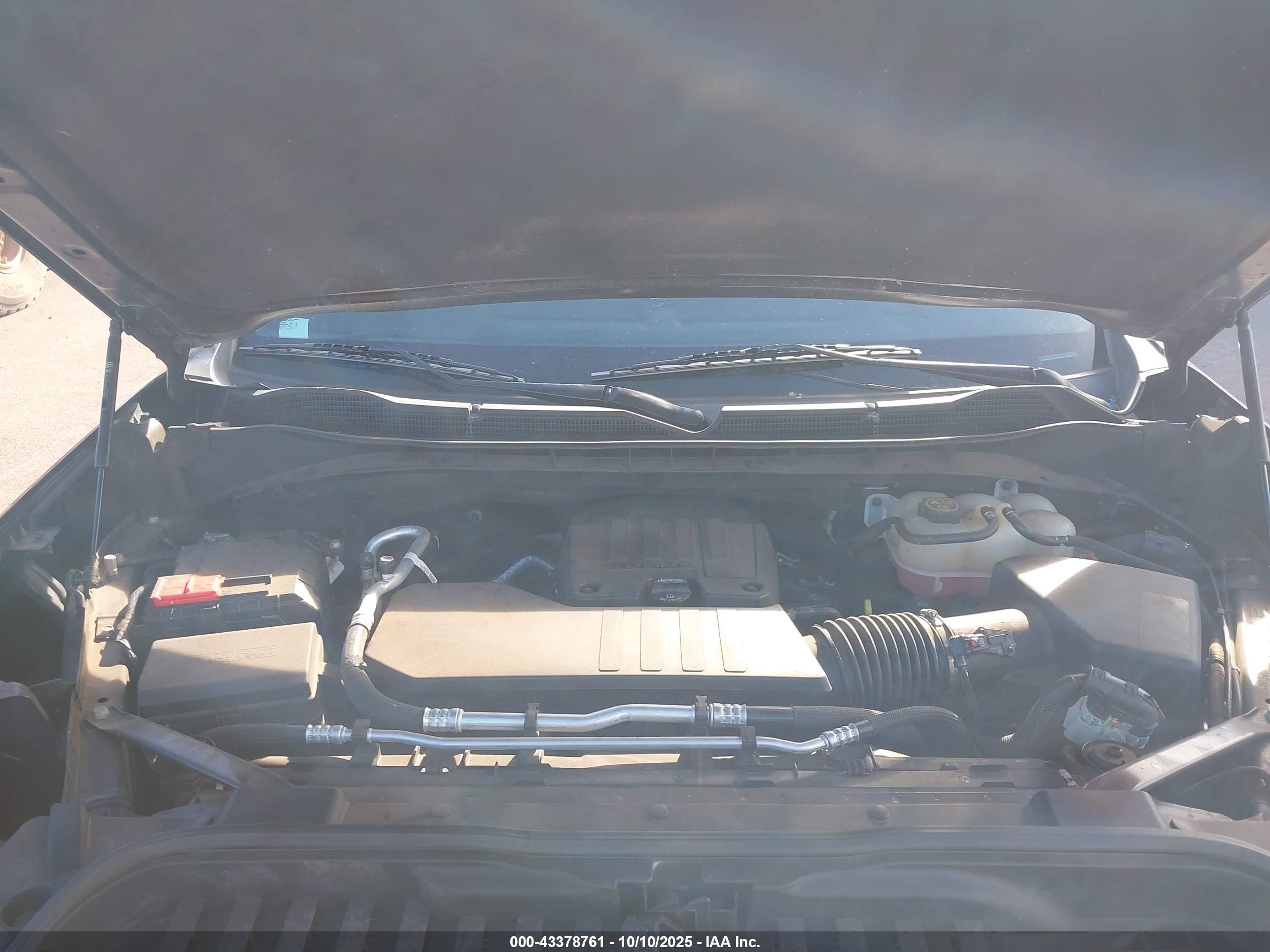 CHEVROLET SILVERADO image 10