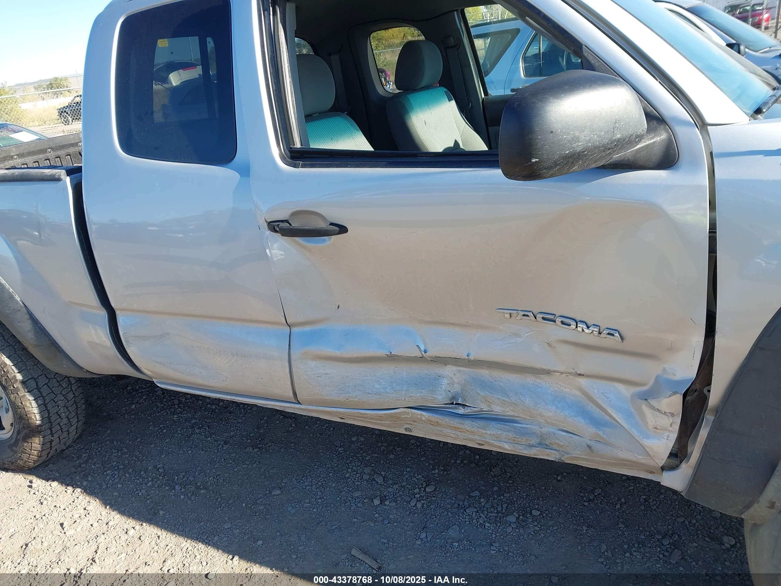 TOYOTA TACOMA image 6