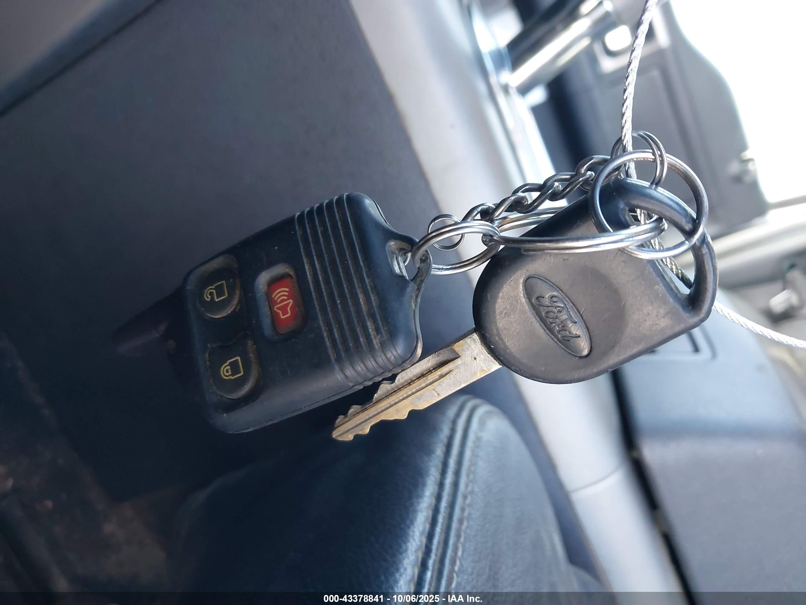 FORD F-150 image 11