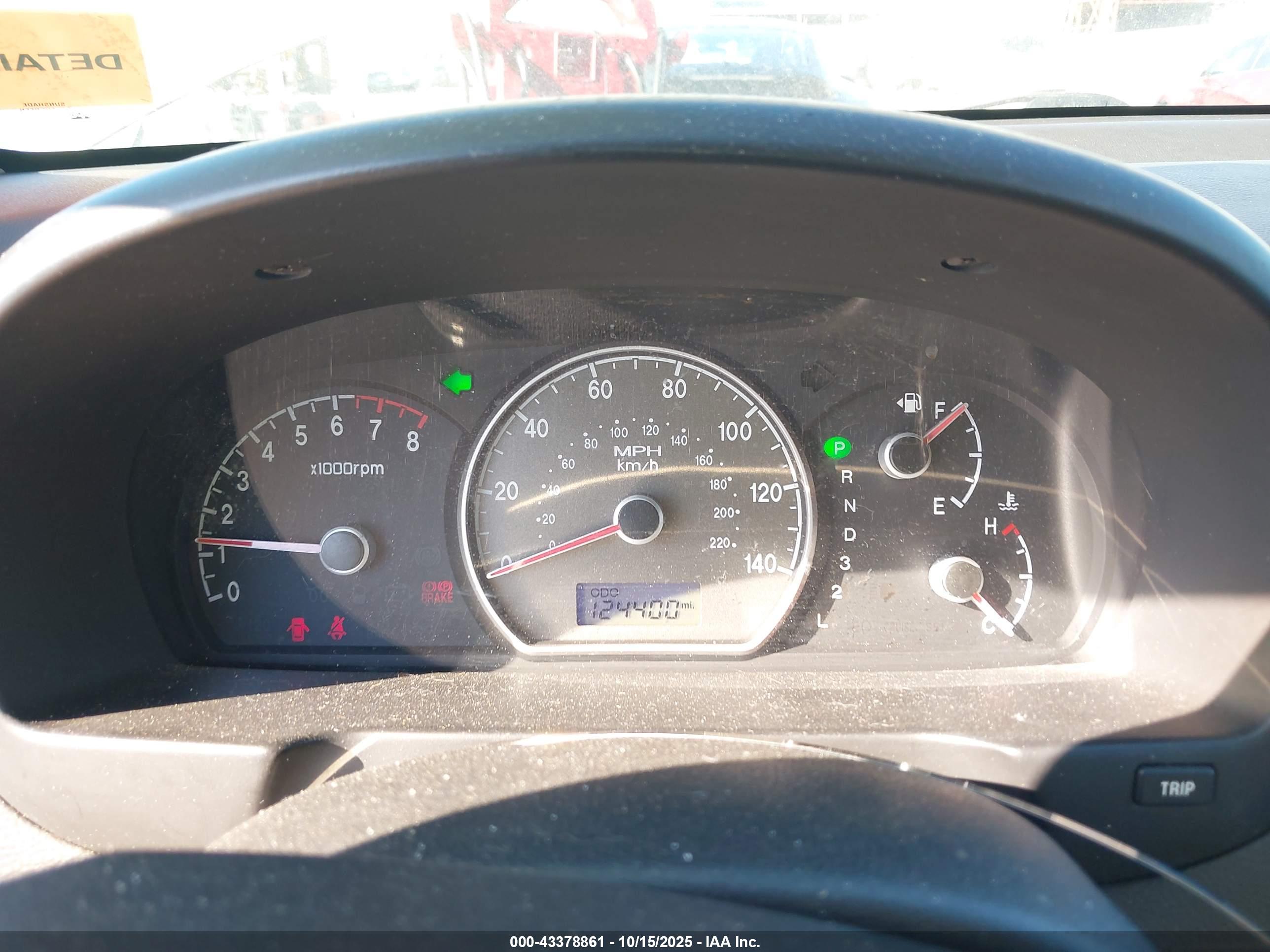 HYUNDAI ELANTRA image 7