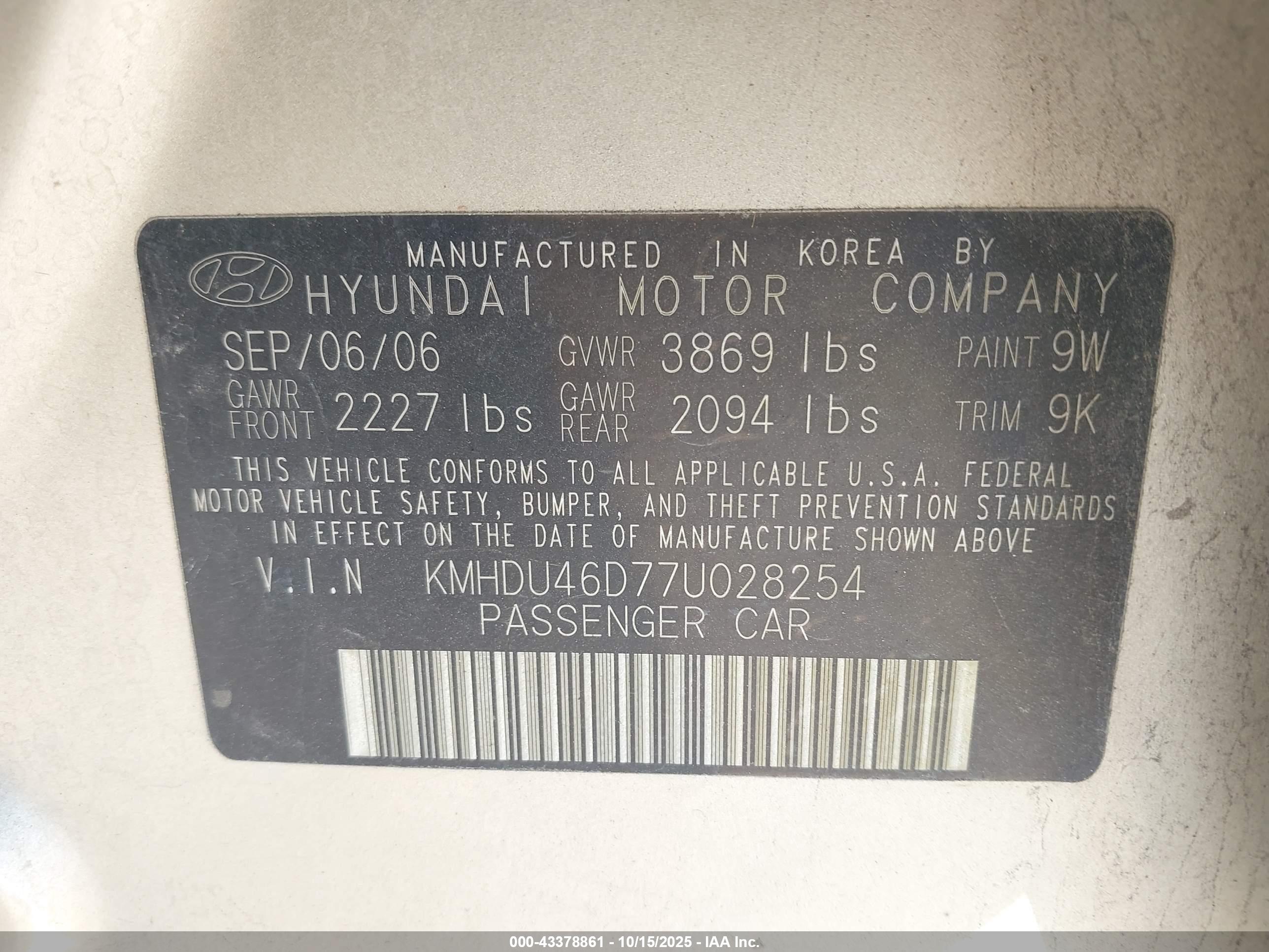 HYUNDAI ELANTRA image 9