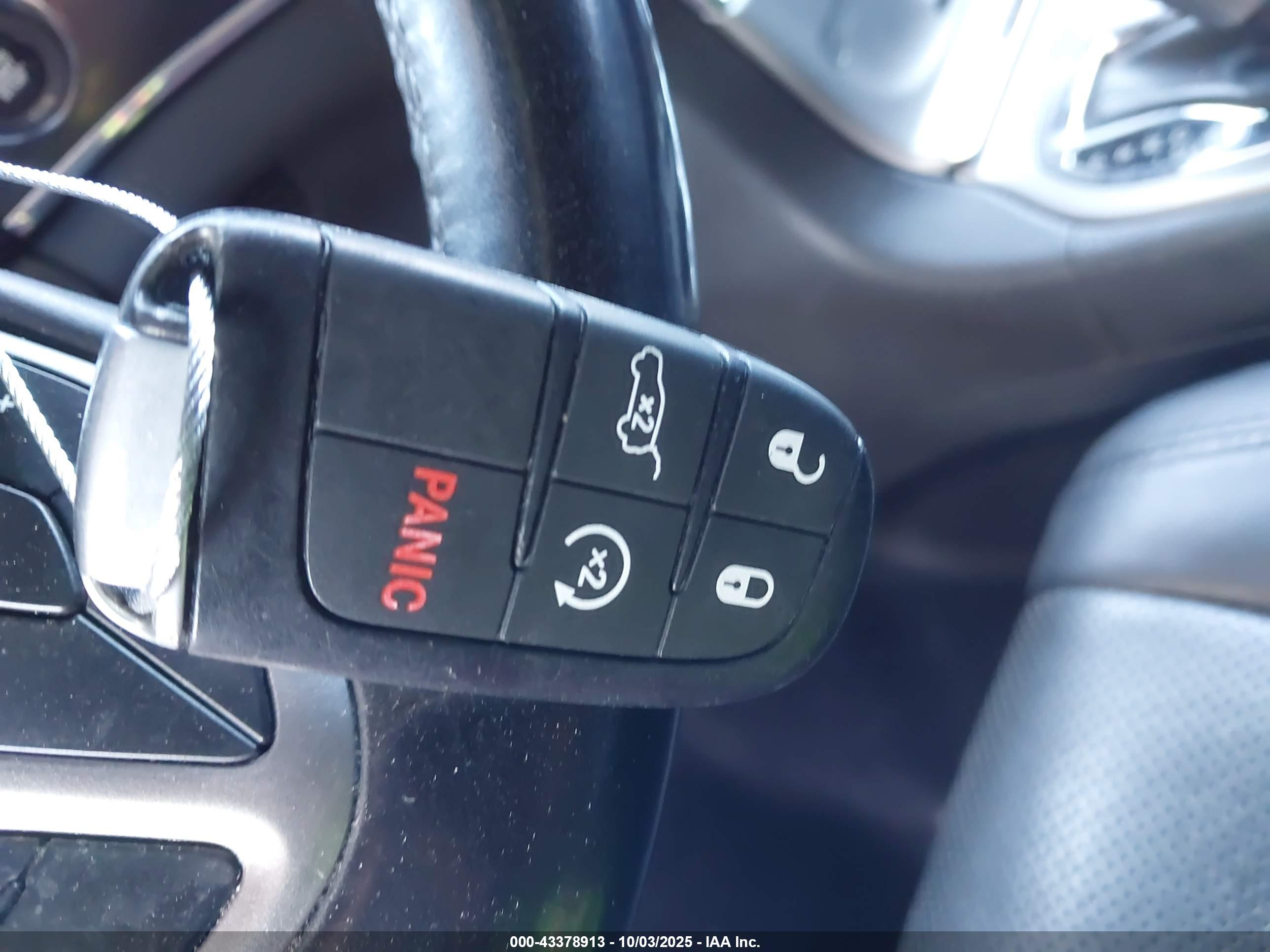 JEEP GRAND image 11
