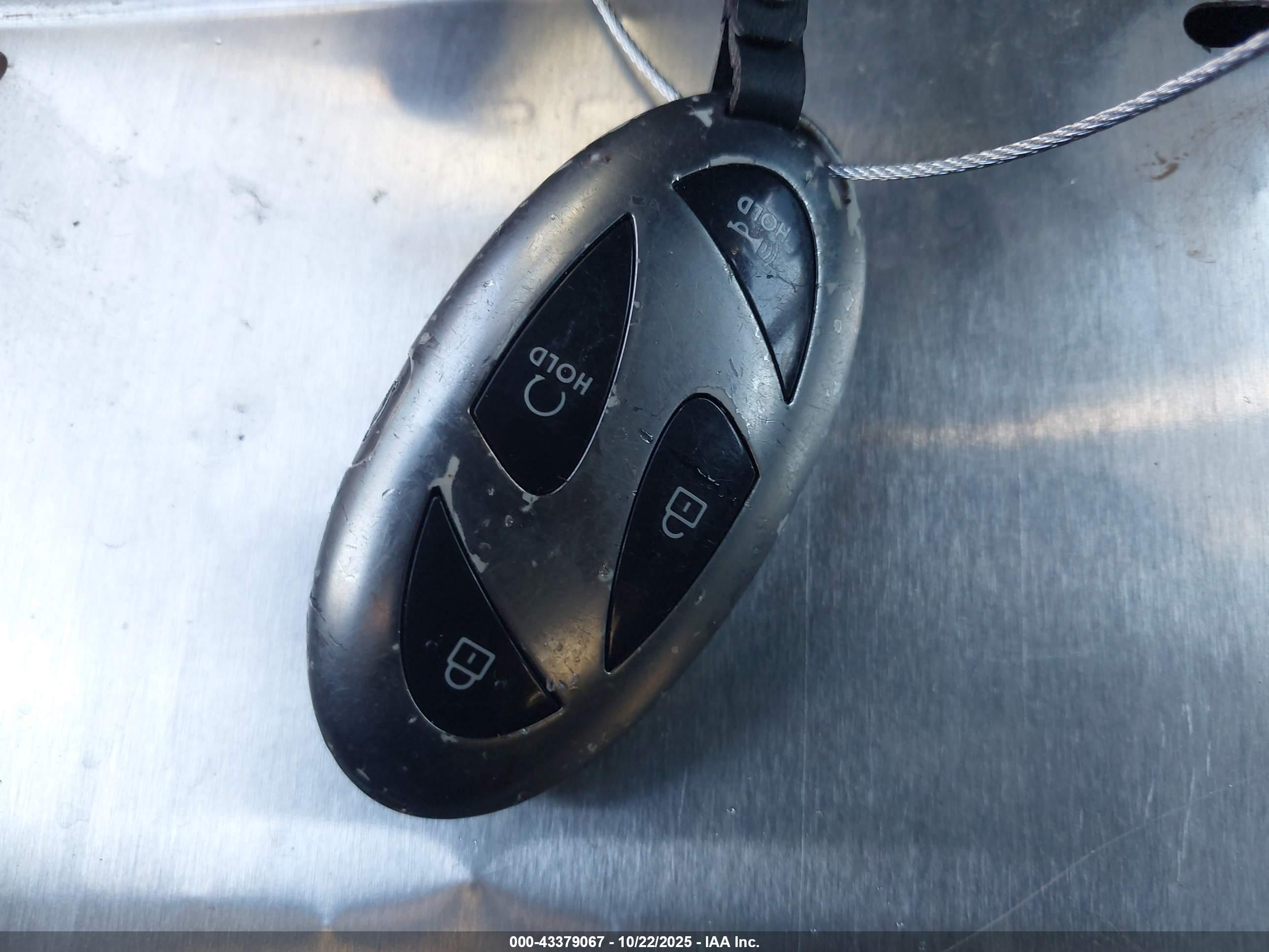 HYUNDAI ELANTRA image 11