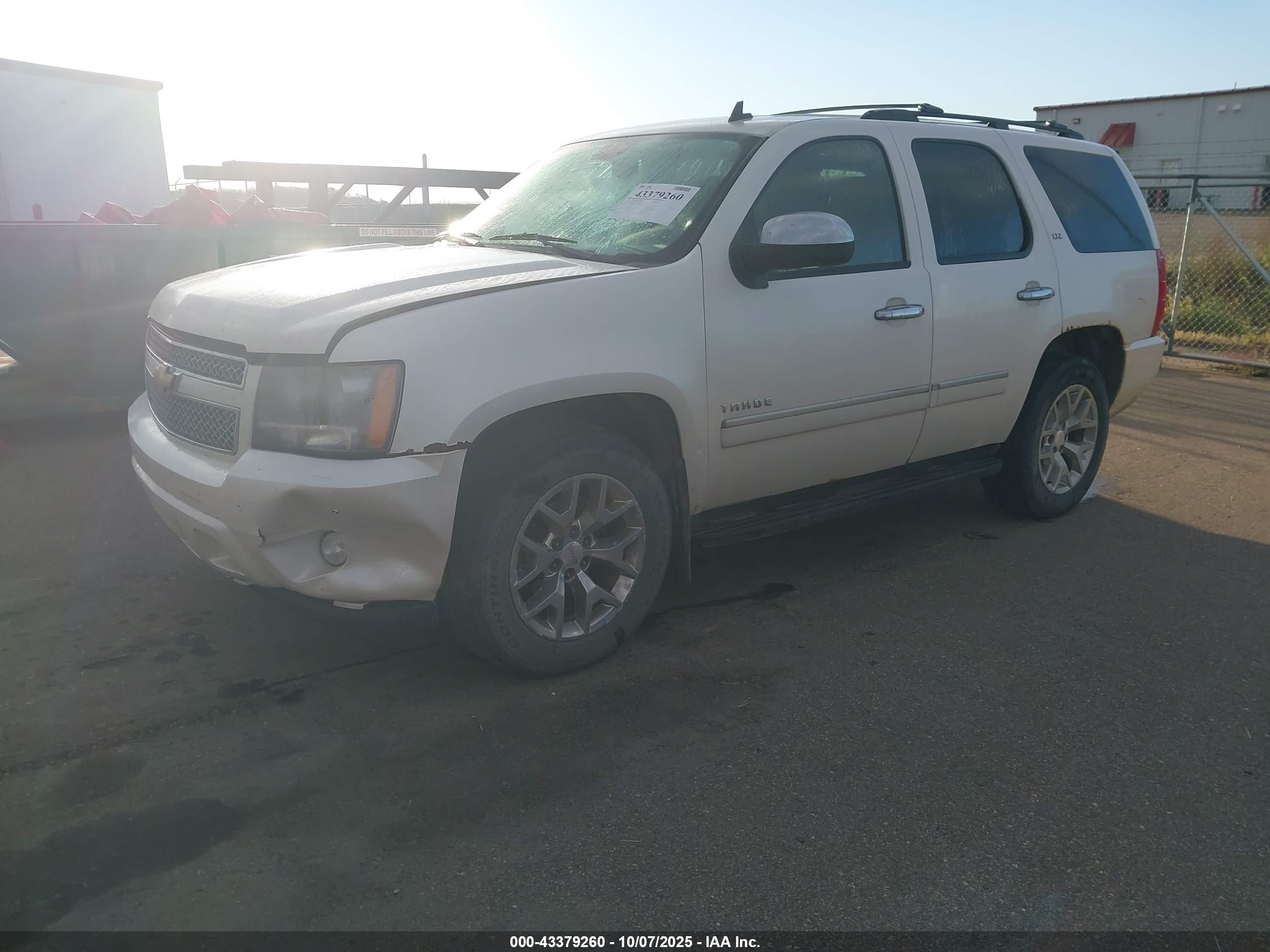 CHEVROLET TAHOE image 2