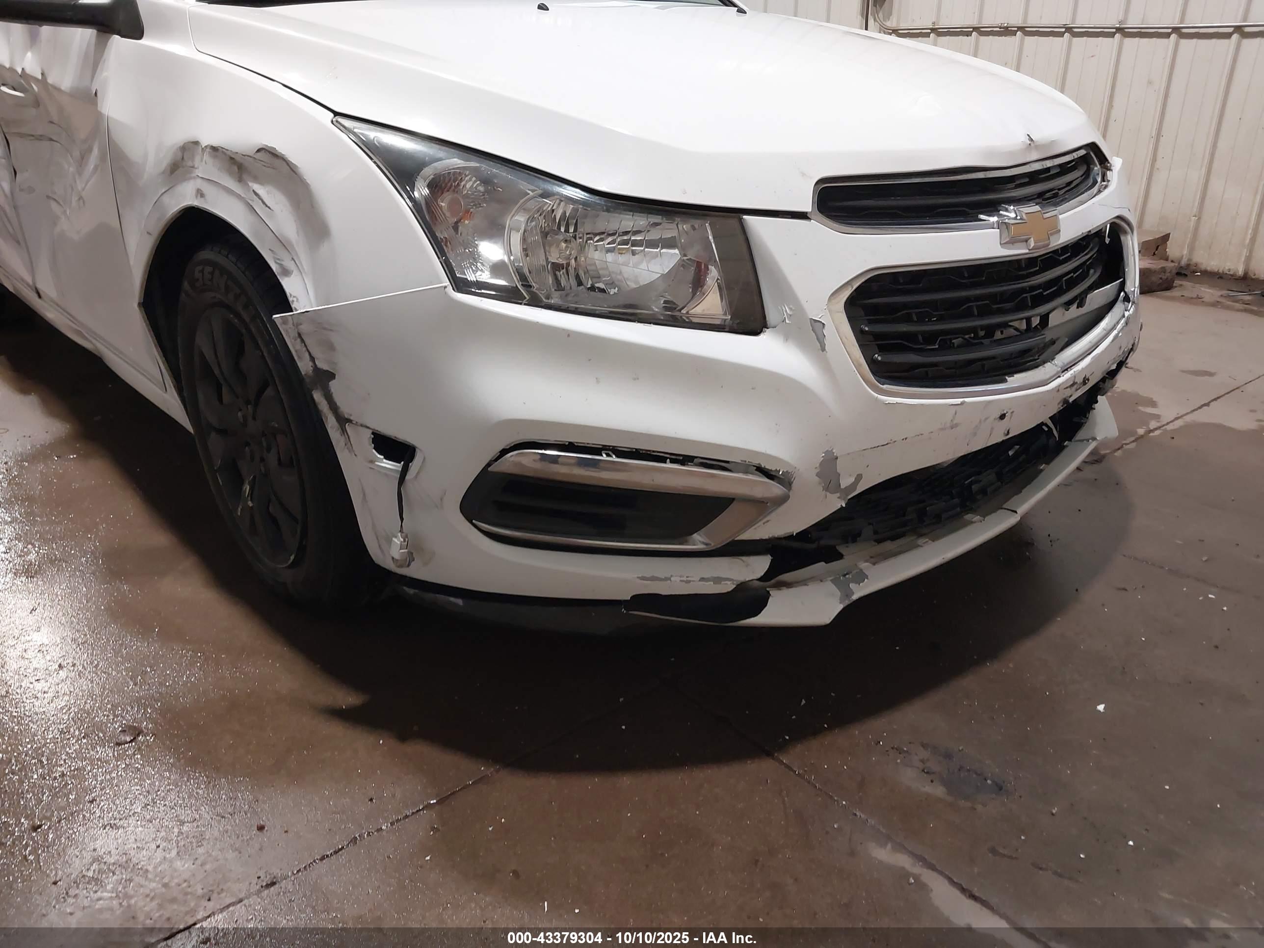CHEVROLET CRUZE image 6