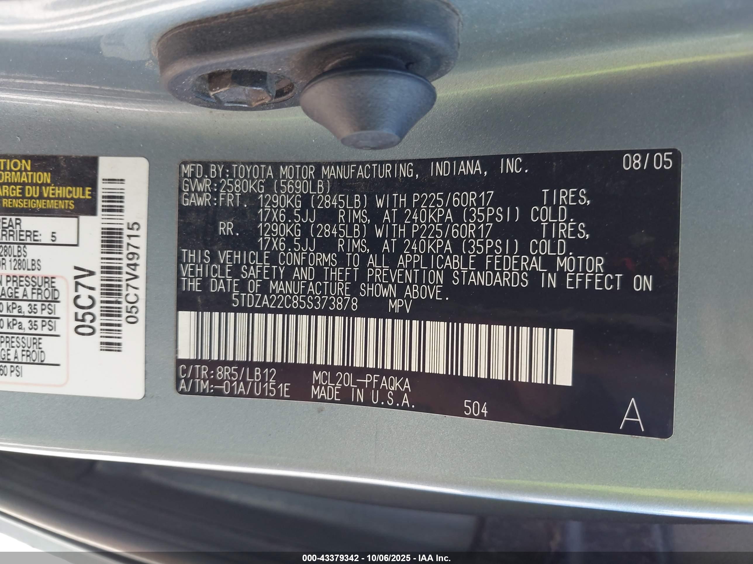 TOYOTA SIENNA image 9