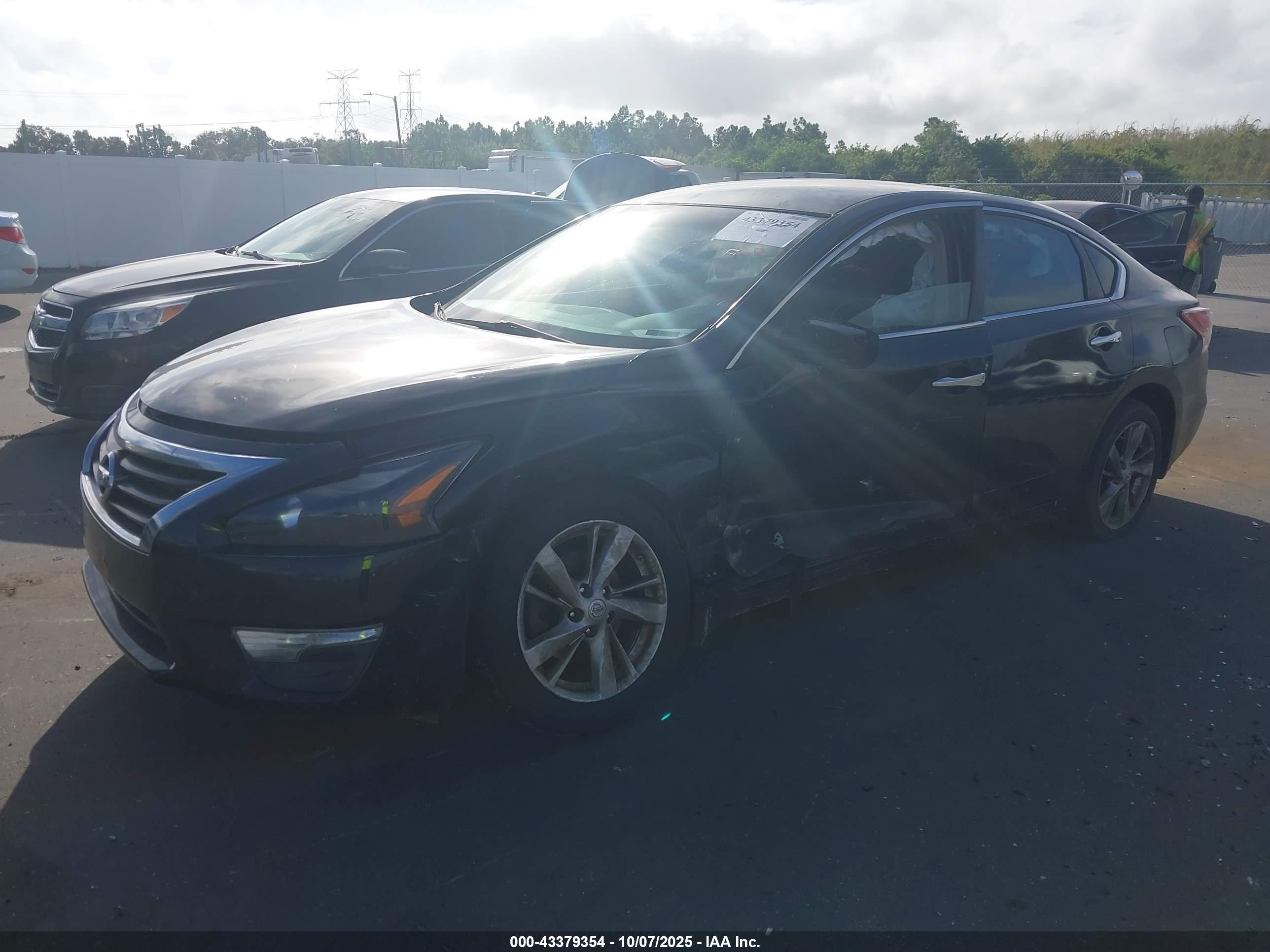NISSAN ALTIMA image 2