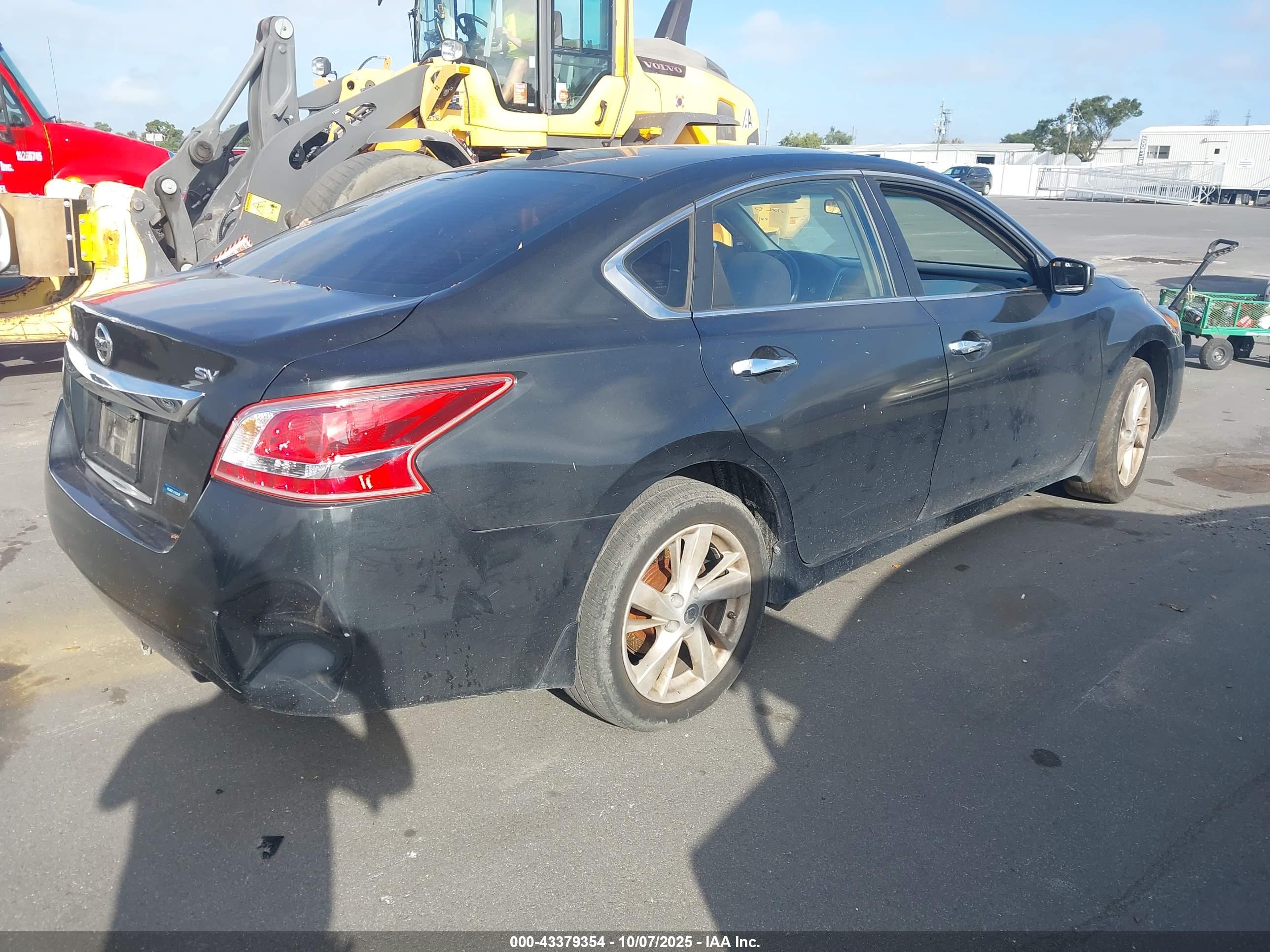 NISSAN ALTIMA image 4