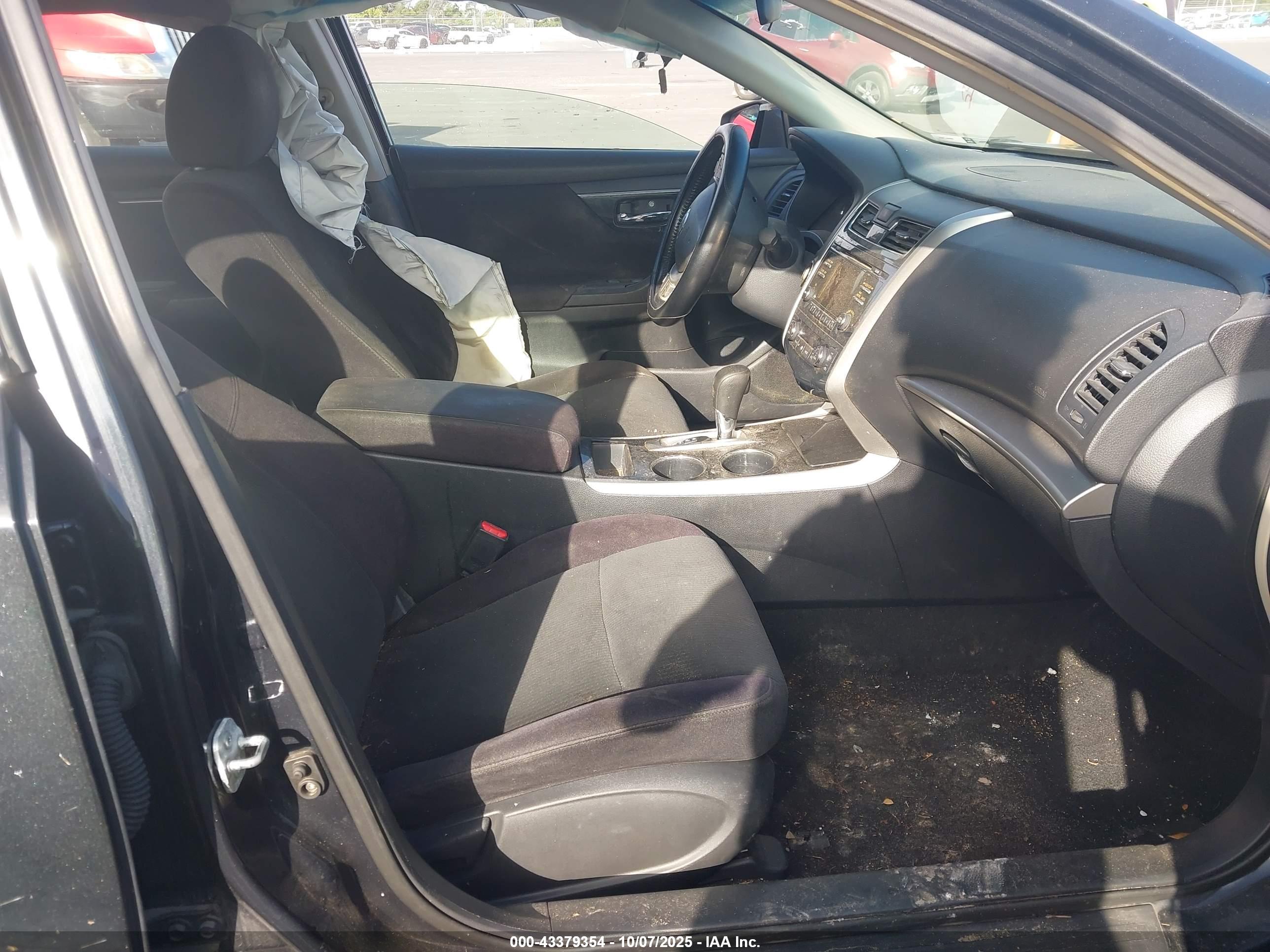 NISSAN ALTIMA image 5
