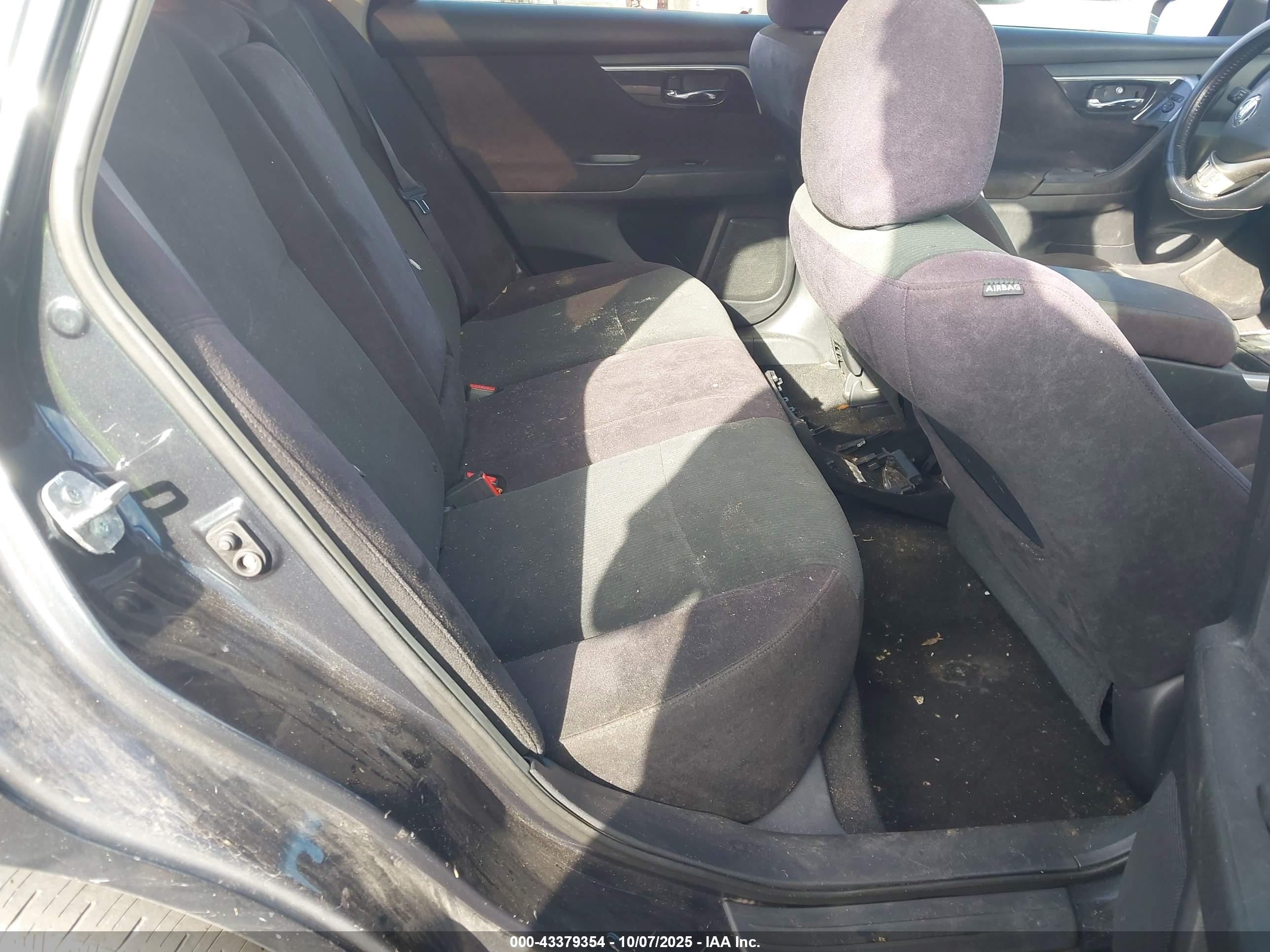 NISSAN ALTIMA image 8