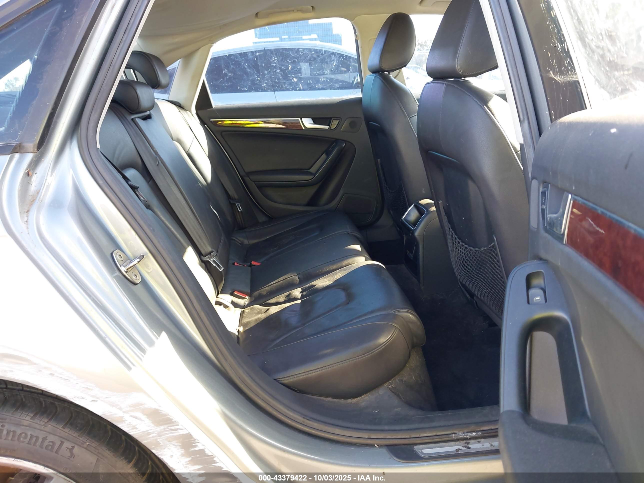 AUDI A4 image 8