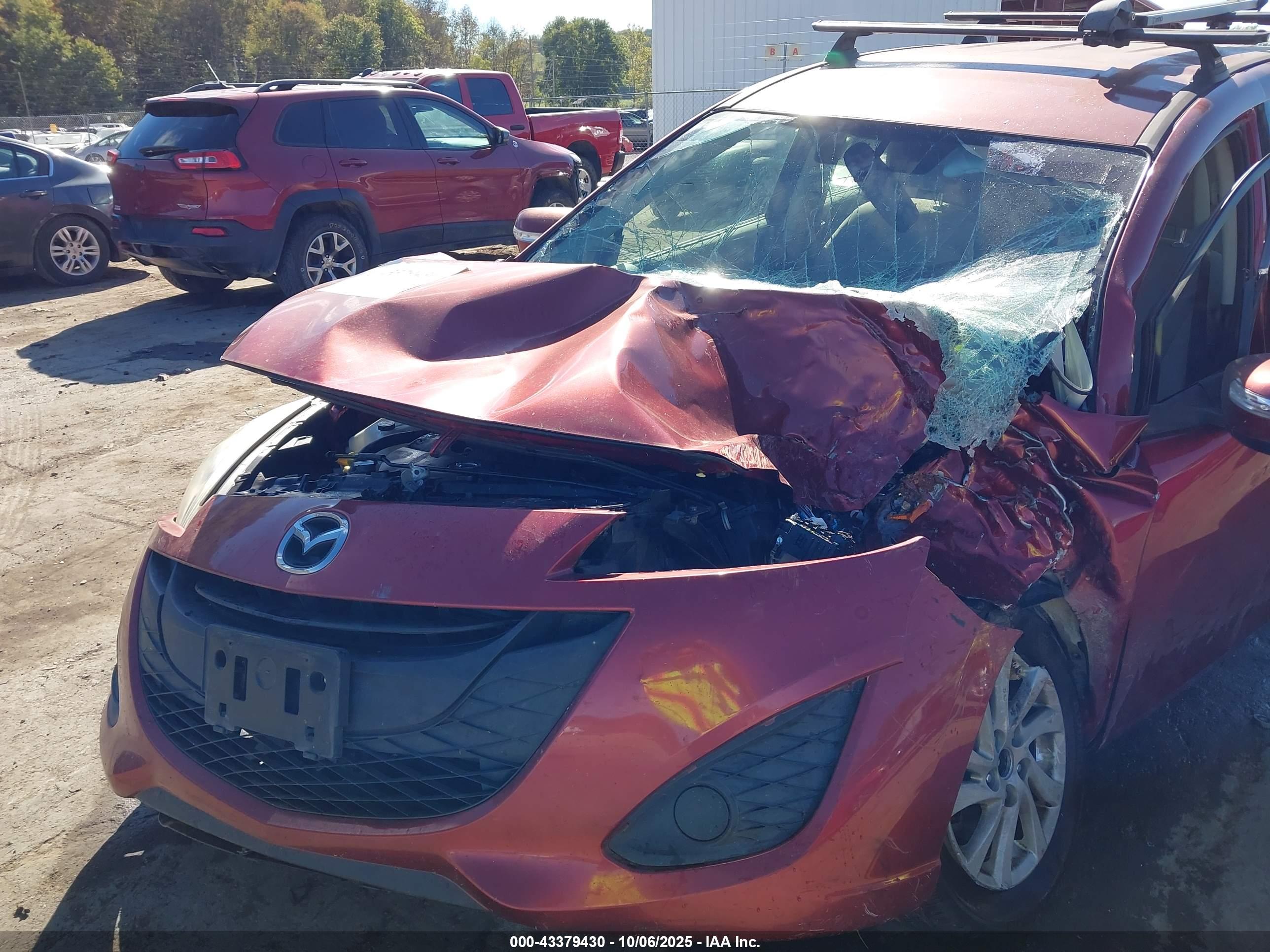 MAZDA MAZDA5 image 6