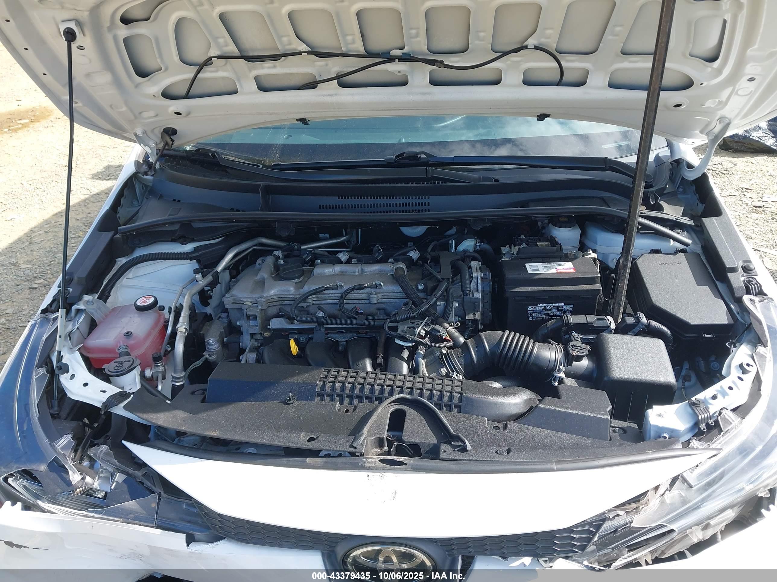 TOYOTA COROLLA image 10