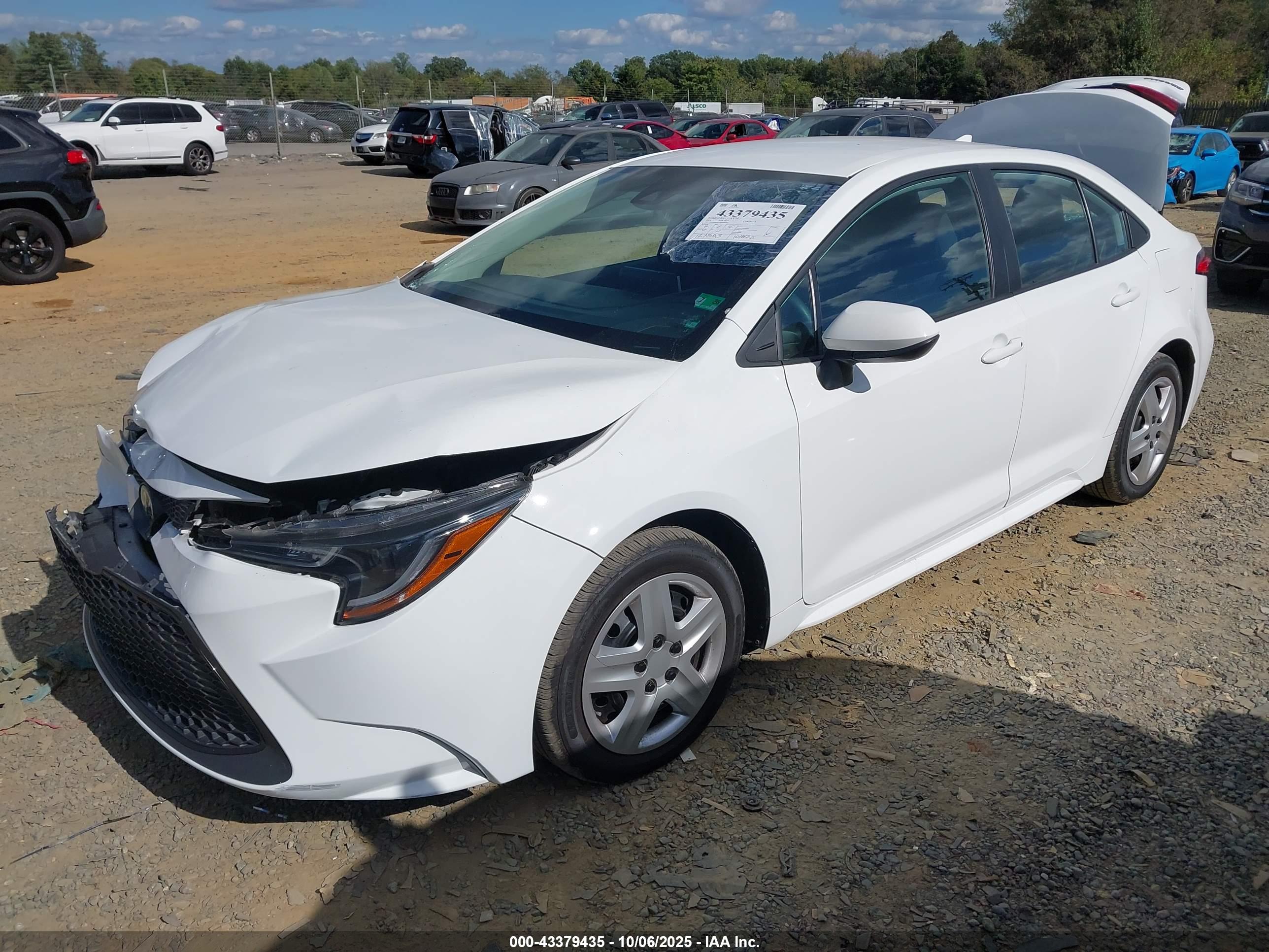 TOYOTA COROLLA image 2