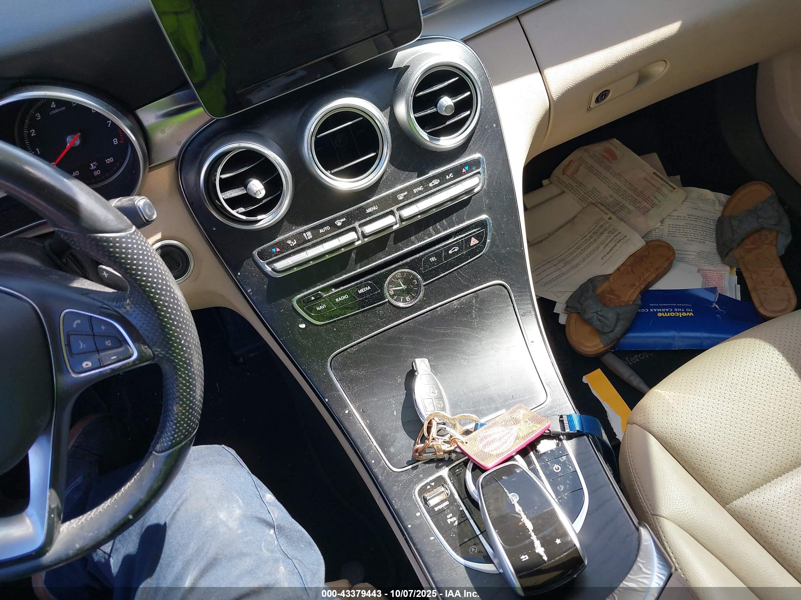 MERCEDES-BENZ C image 11