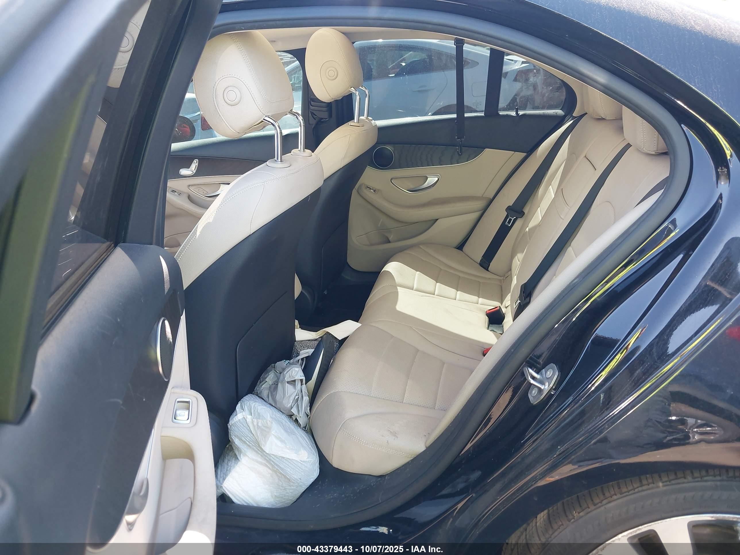 MERCEDES-BENZ C image 8