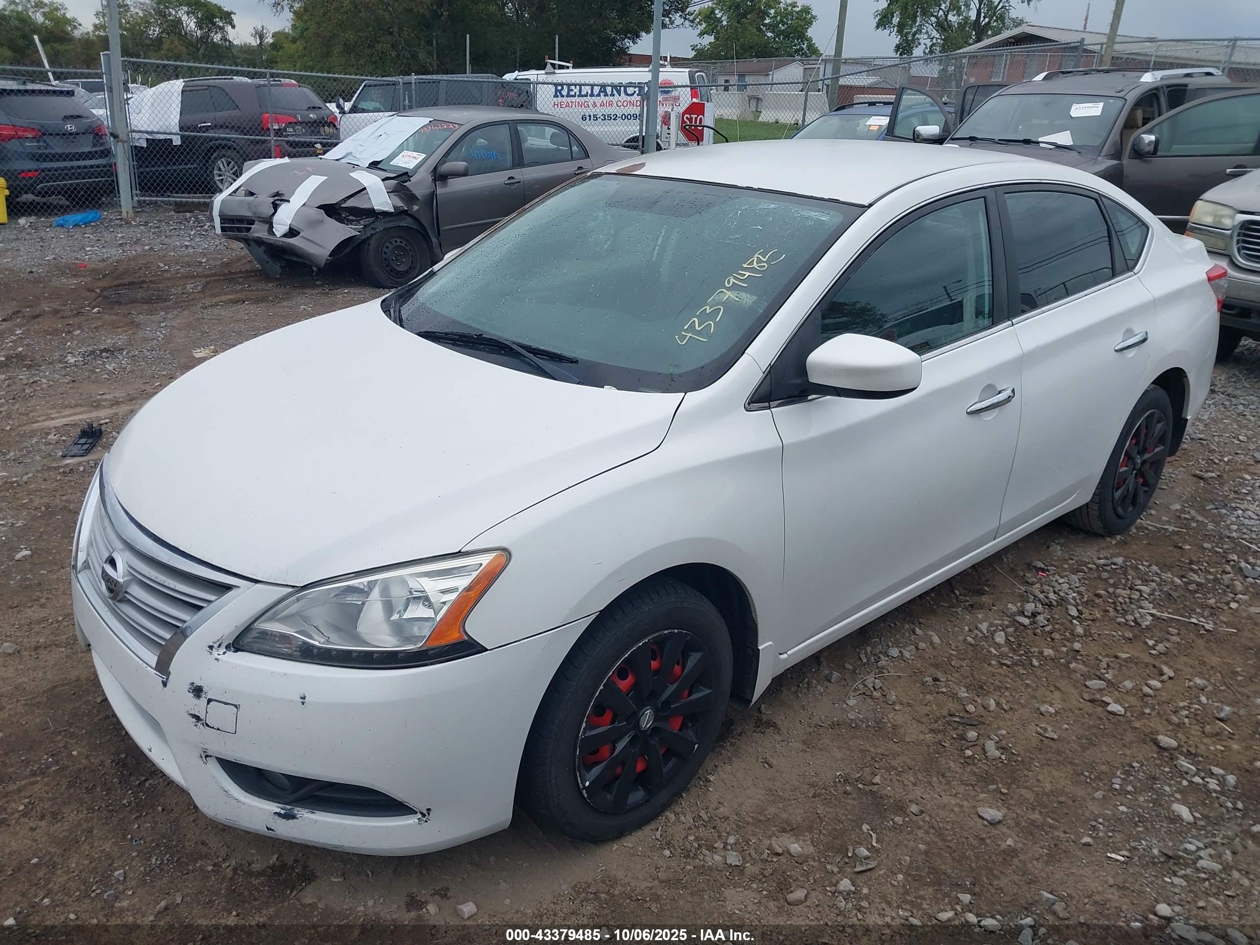 NISSAN SENTRA image 2