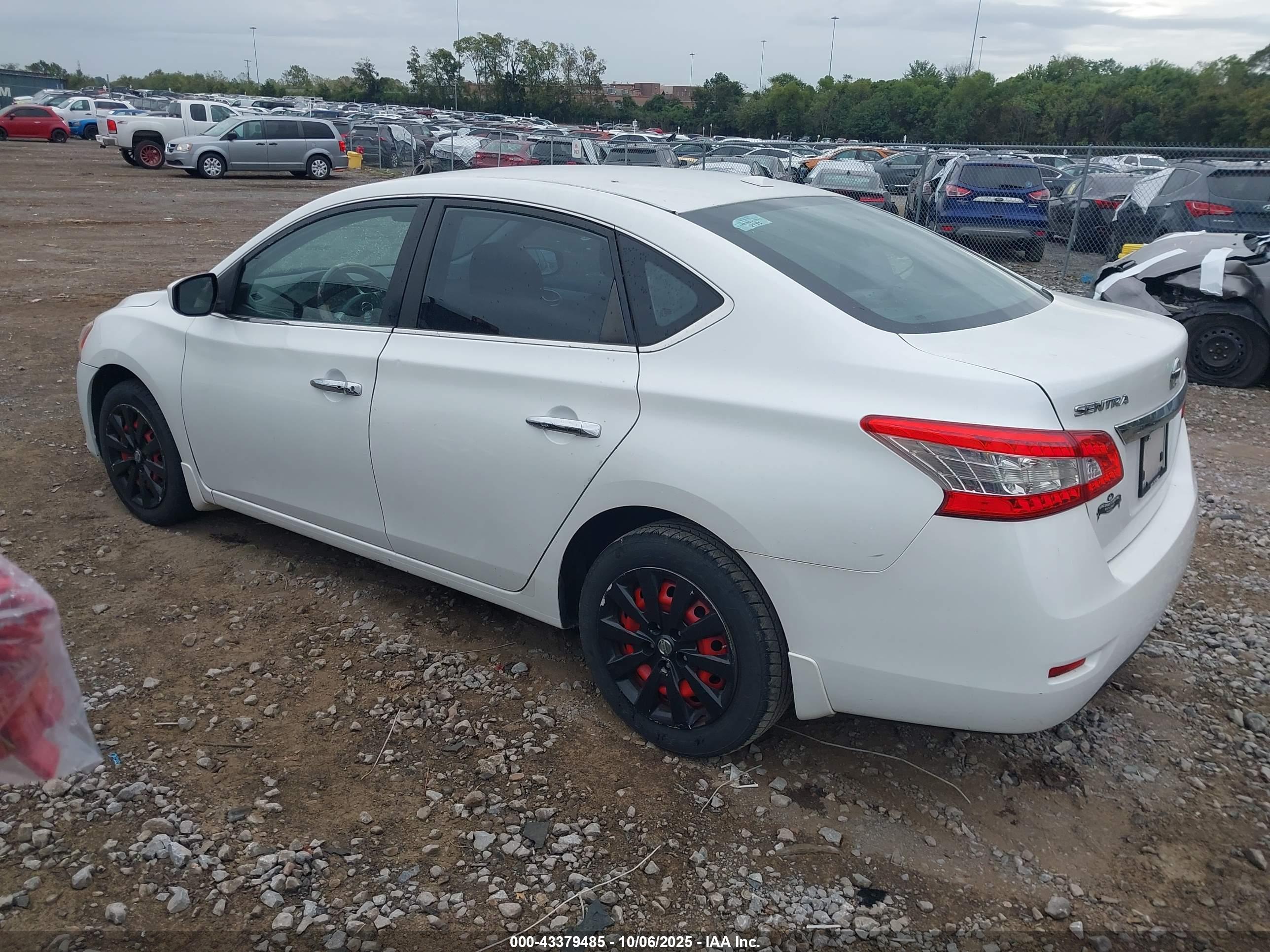 NISSAN SENTRA image 3