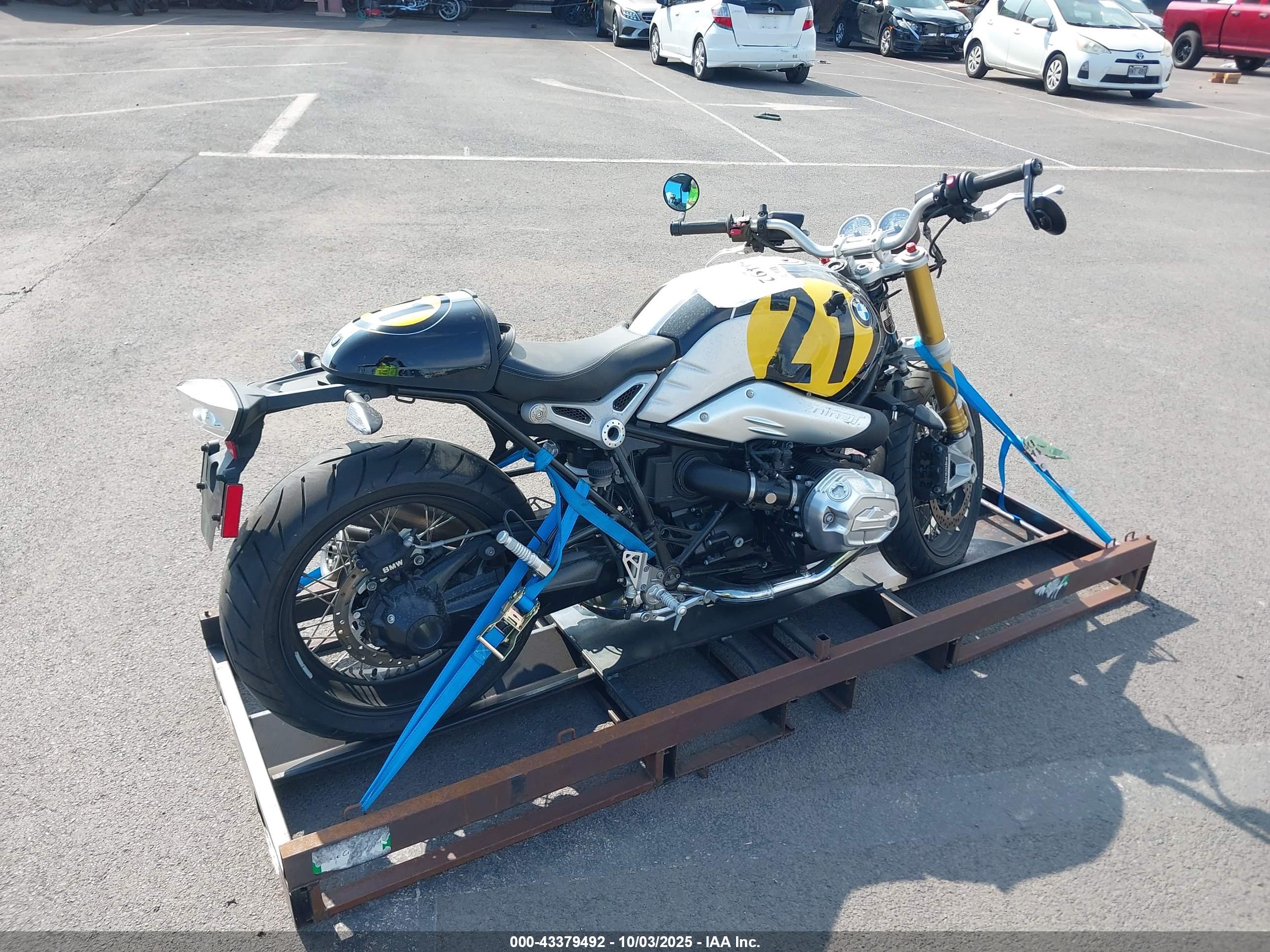 BMW R image 4