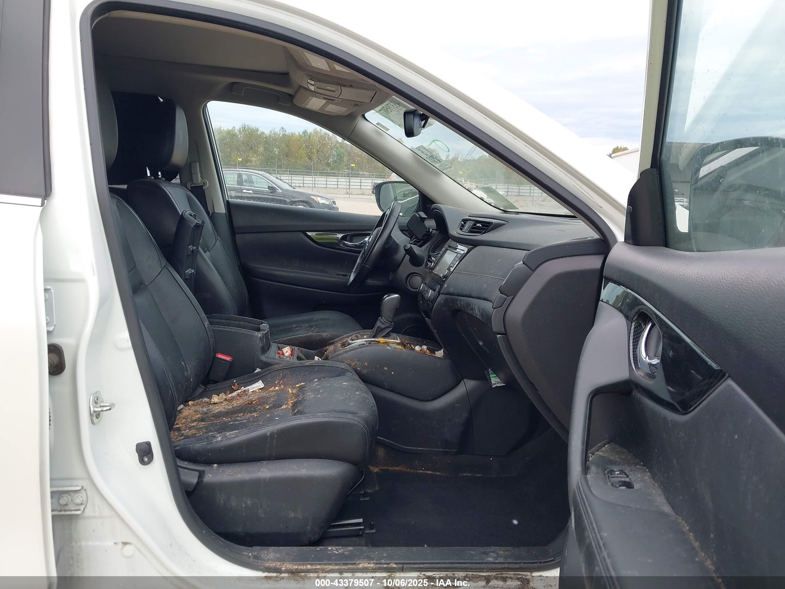 NISSAN ROGUE image 5
