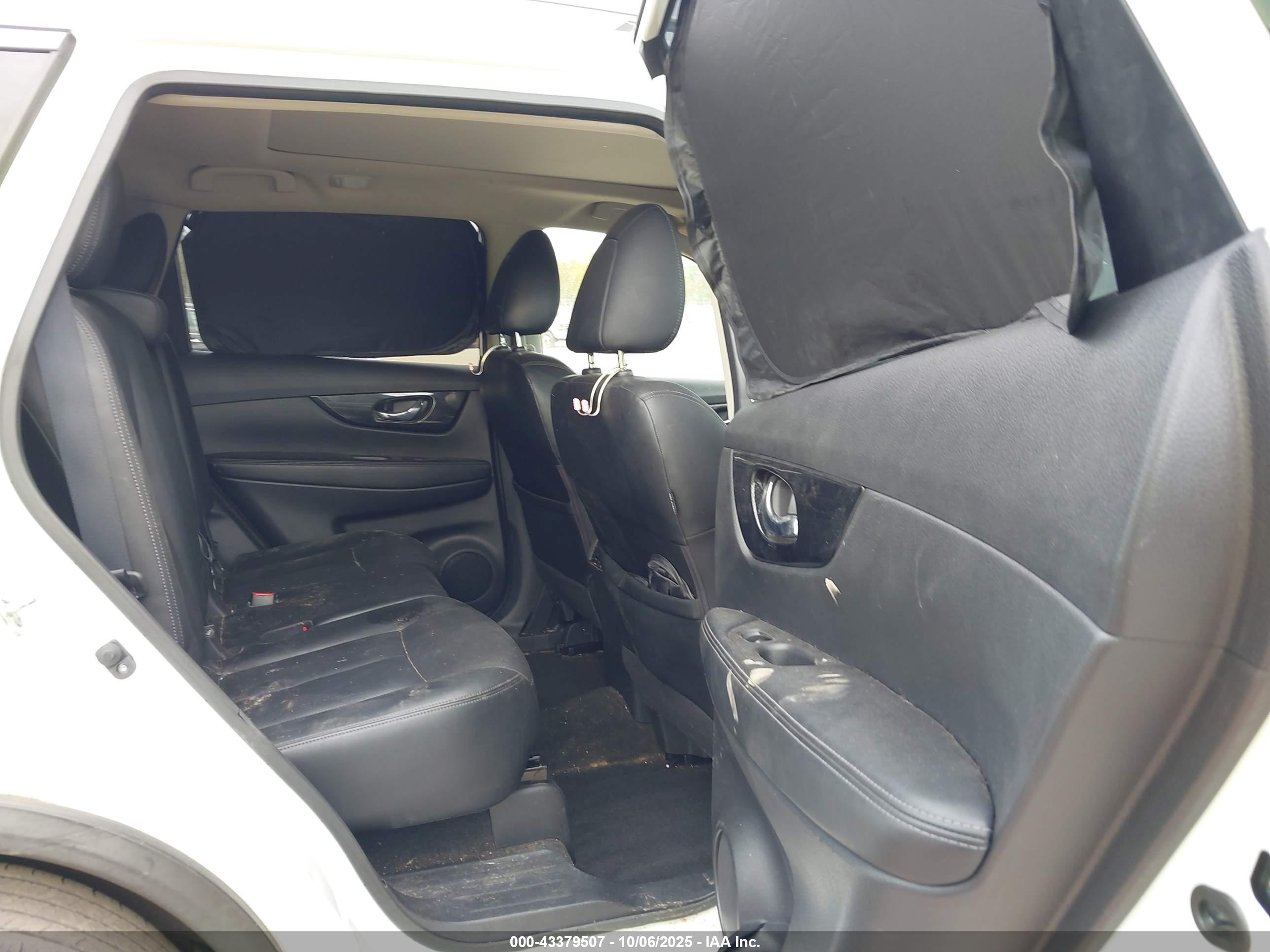 NISSAN ROGUE image 8