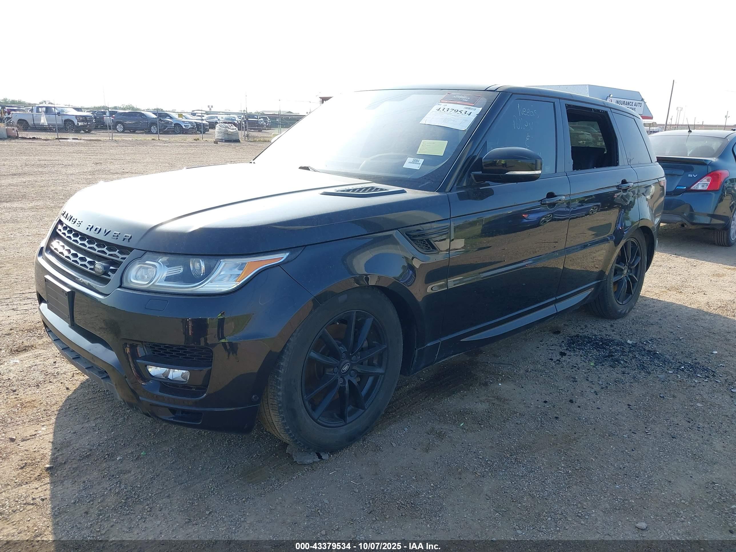 LAND ROVER image 2