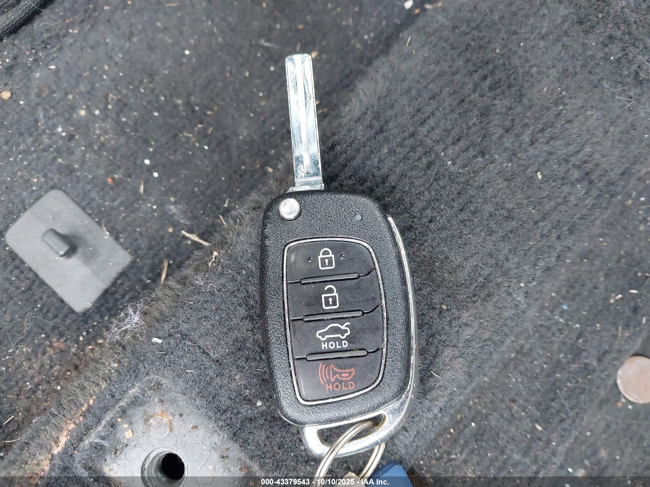 HYUNDAI SONATA image 11