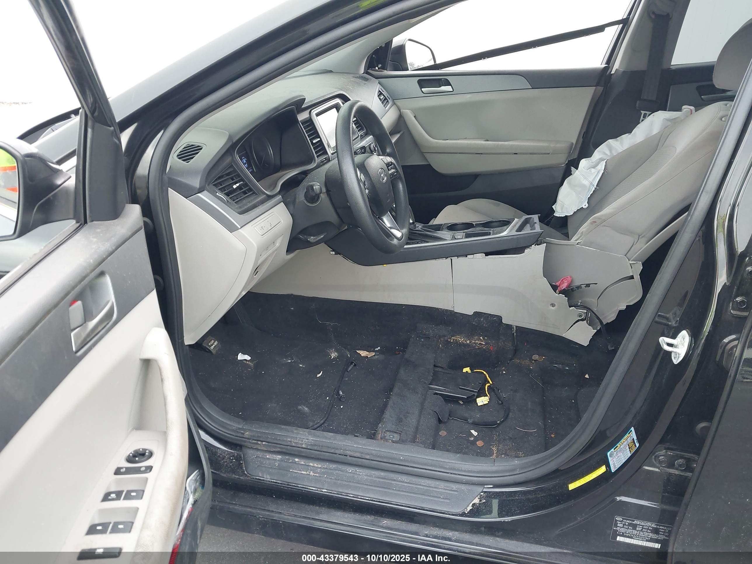 HYUNDAI SONATA image 5