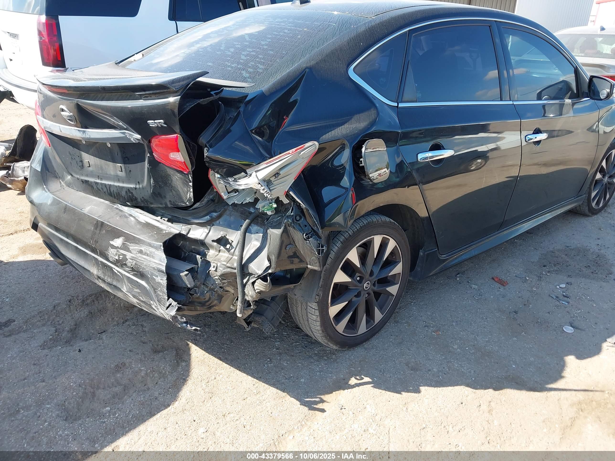 NISSAN SENTRA image 6
