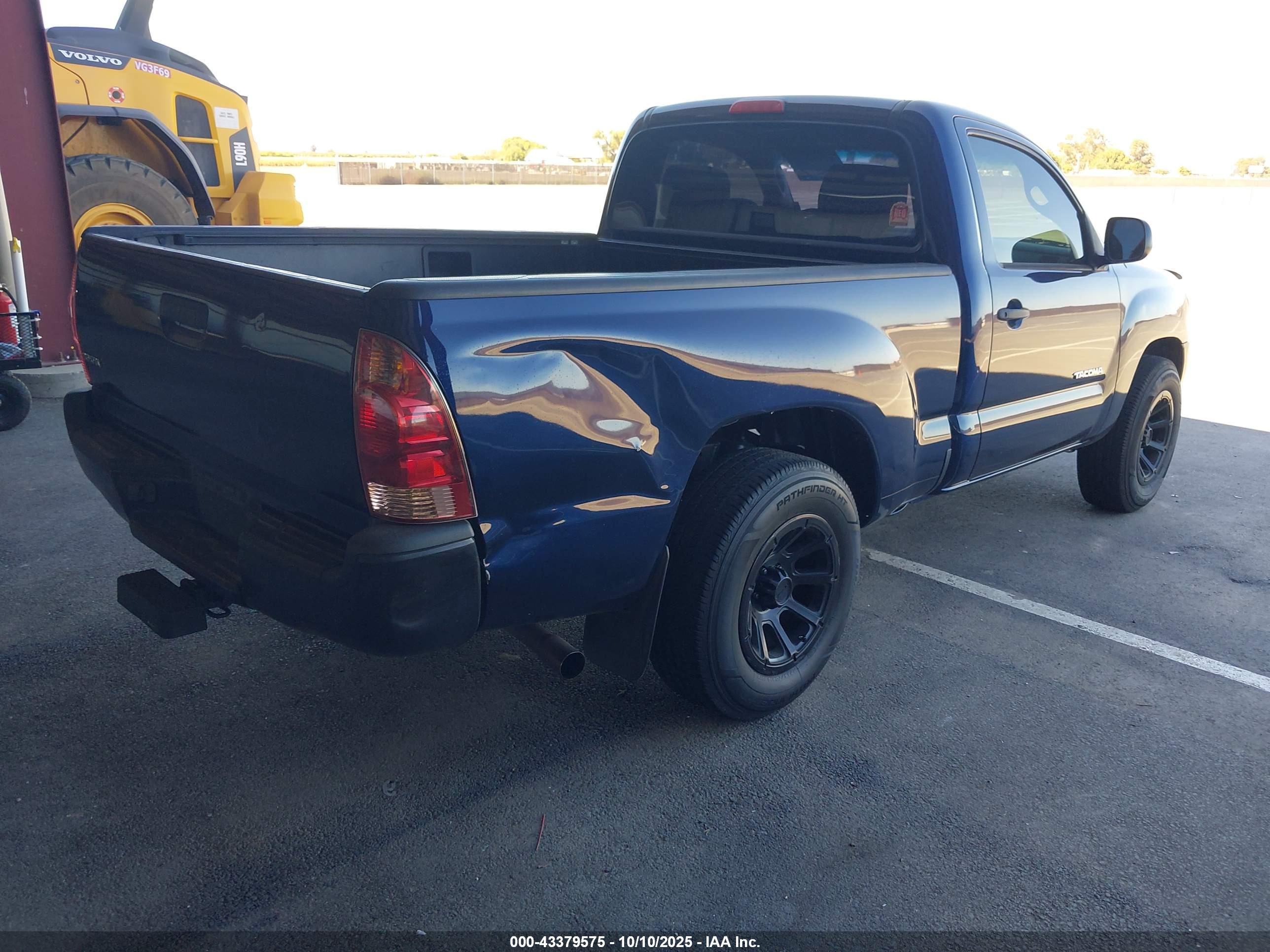 TOYOTA TACOMA image 4