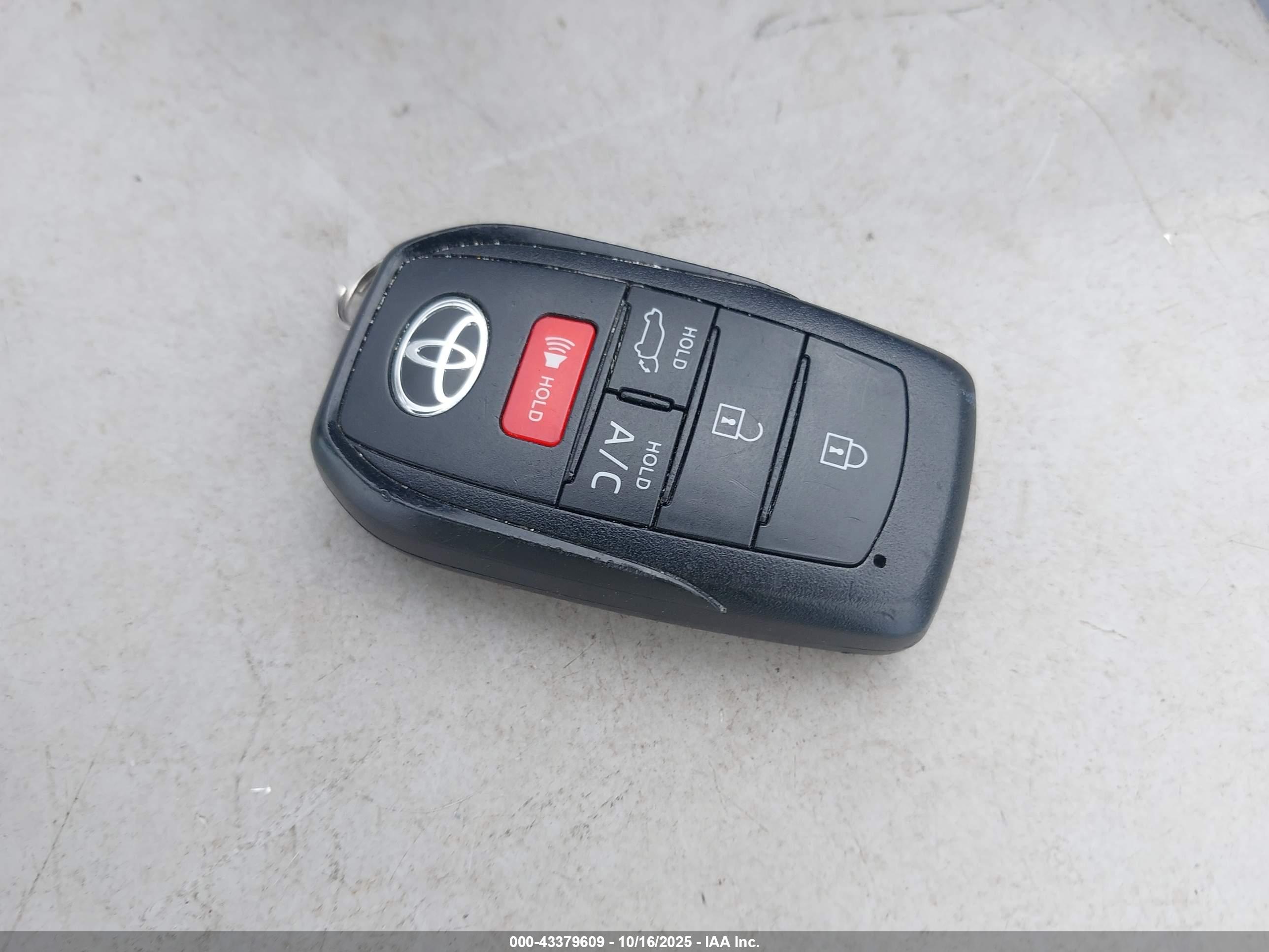 TOYOTA BZ4X image 11