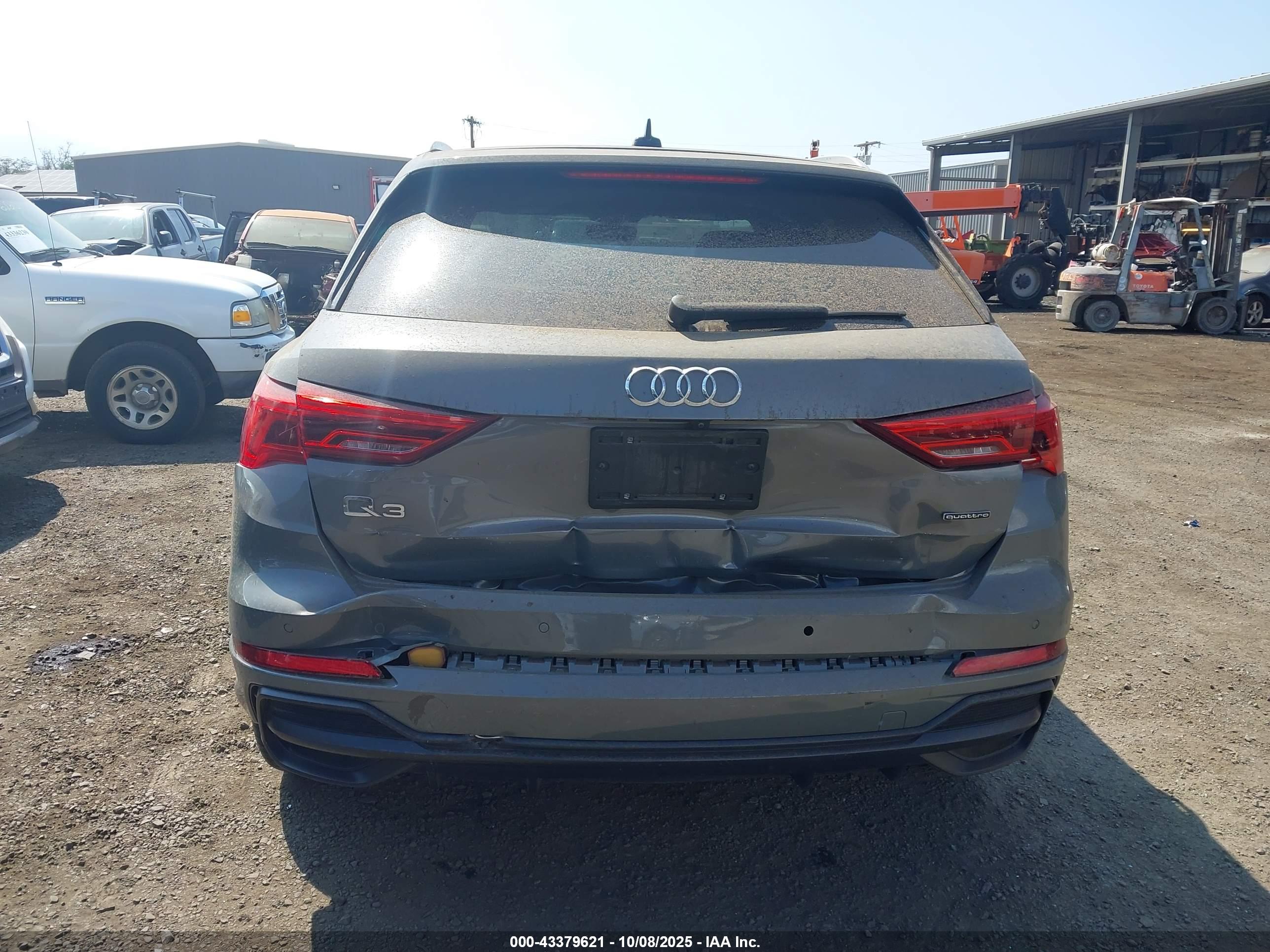 AUDI Q3 image 6