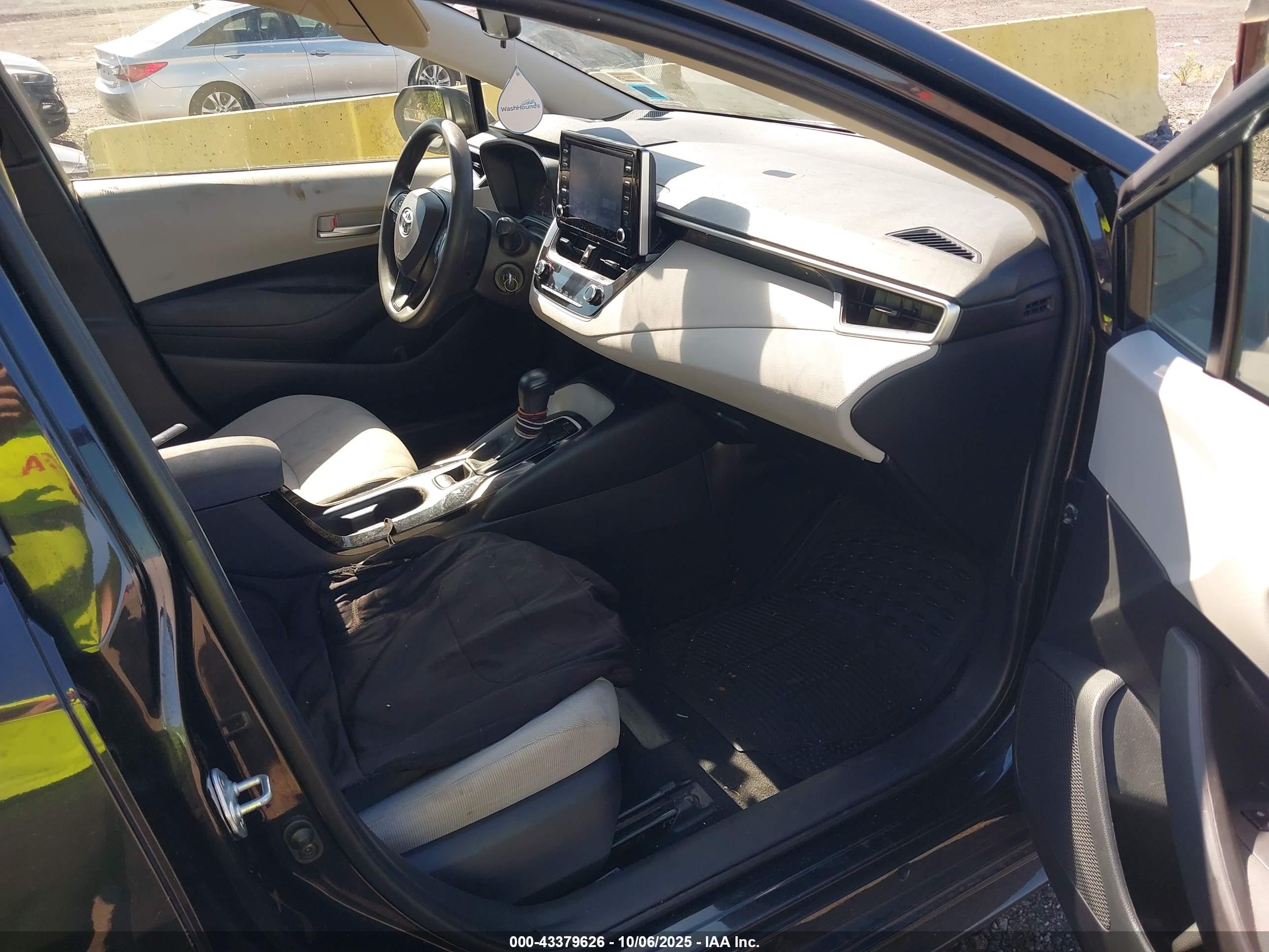 TOYOTA COROLLA image 5